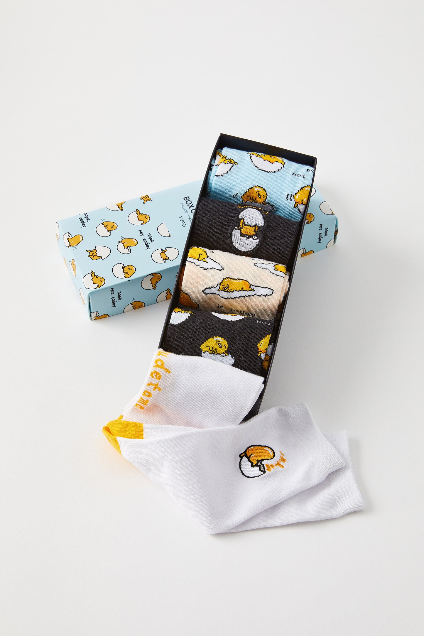 Gudetama Box of Socks