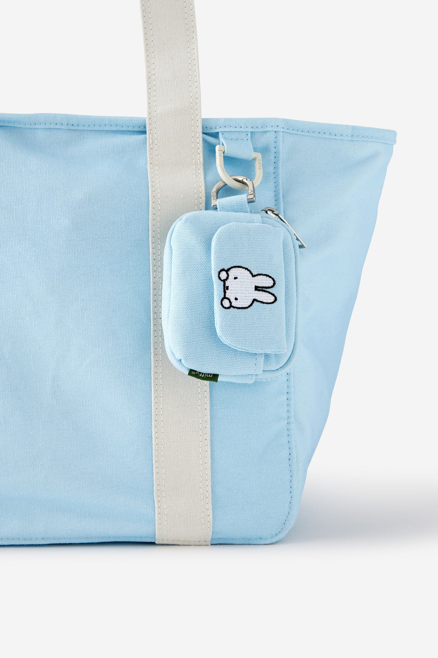 Collector Mode Zip Wallet