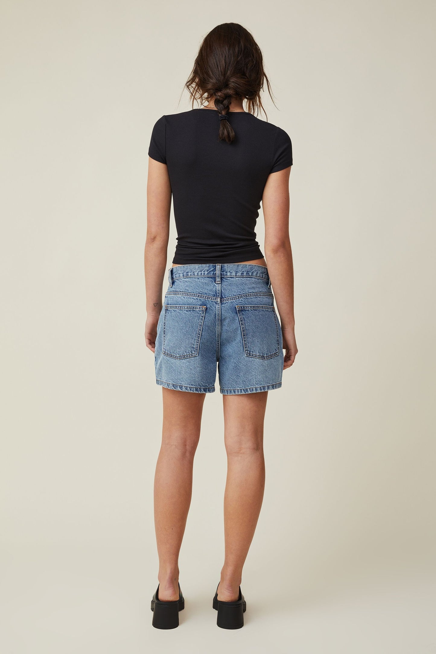 The One Organic Rib Crew Short Sleeve Tee