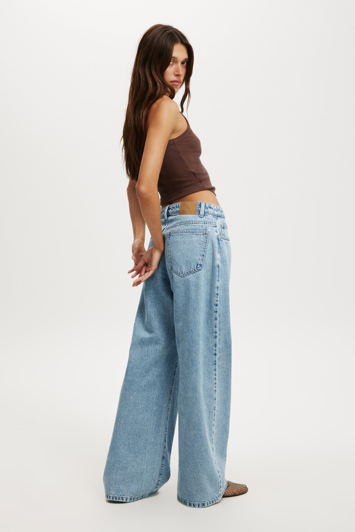 Relaxed Wide Jean
