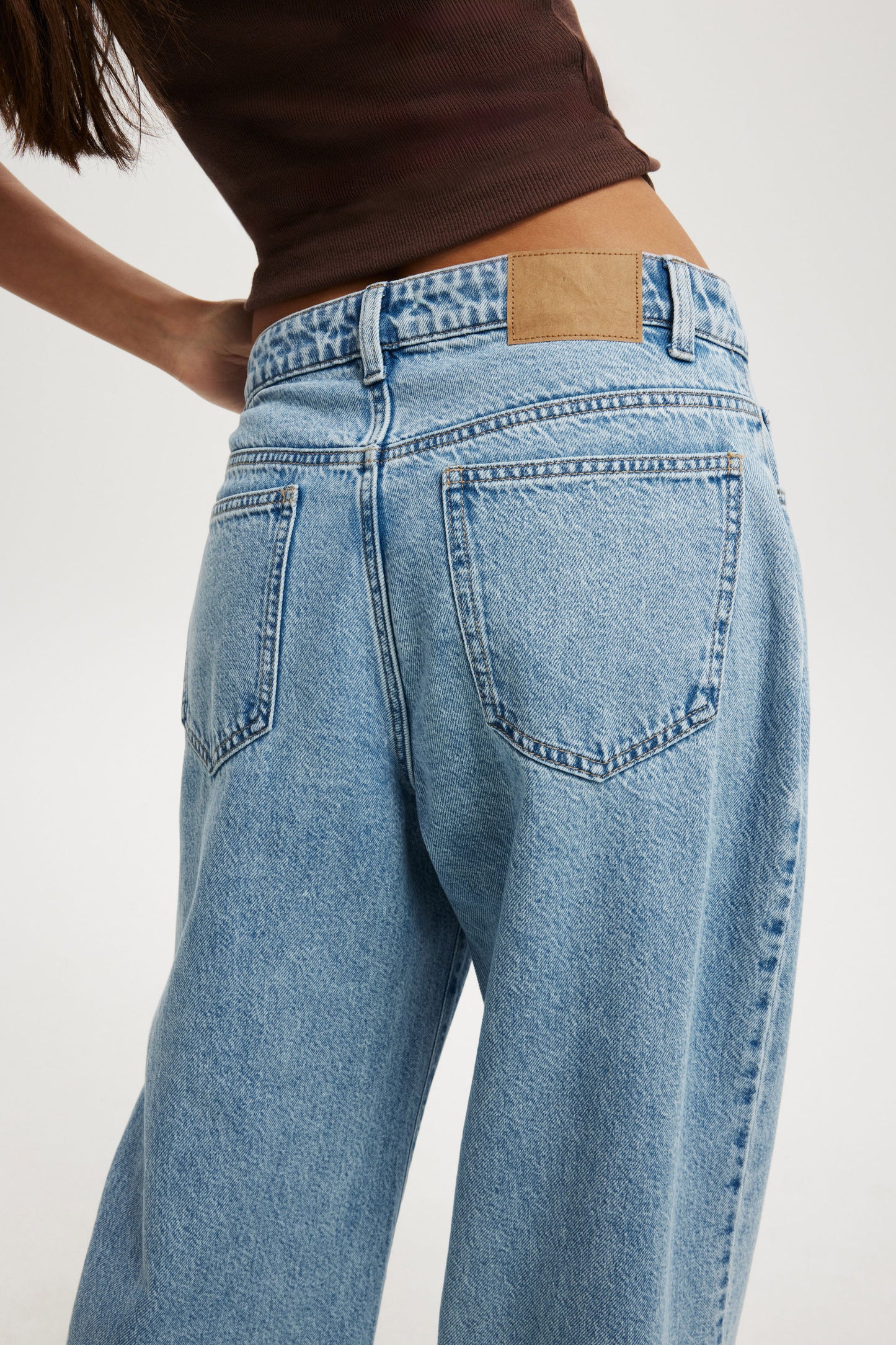 Relaxed Wide Jean