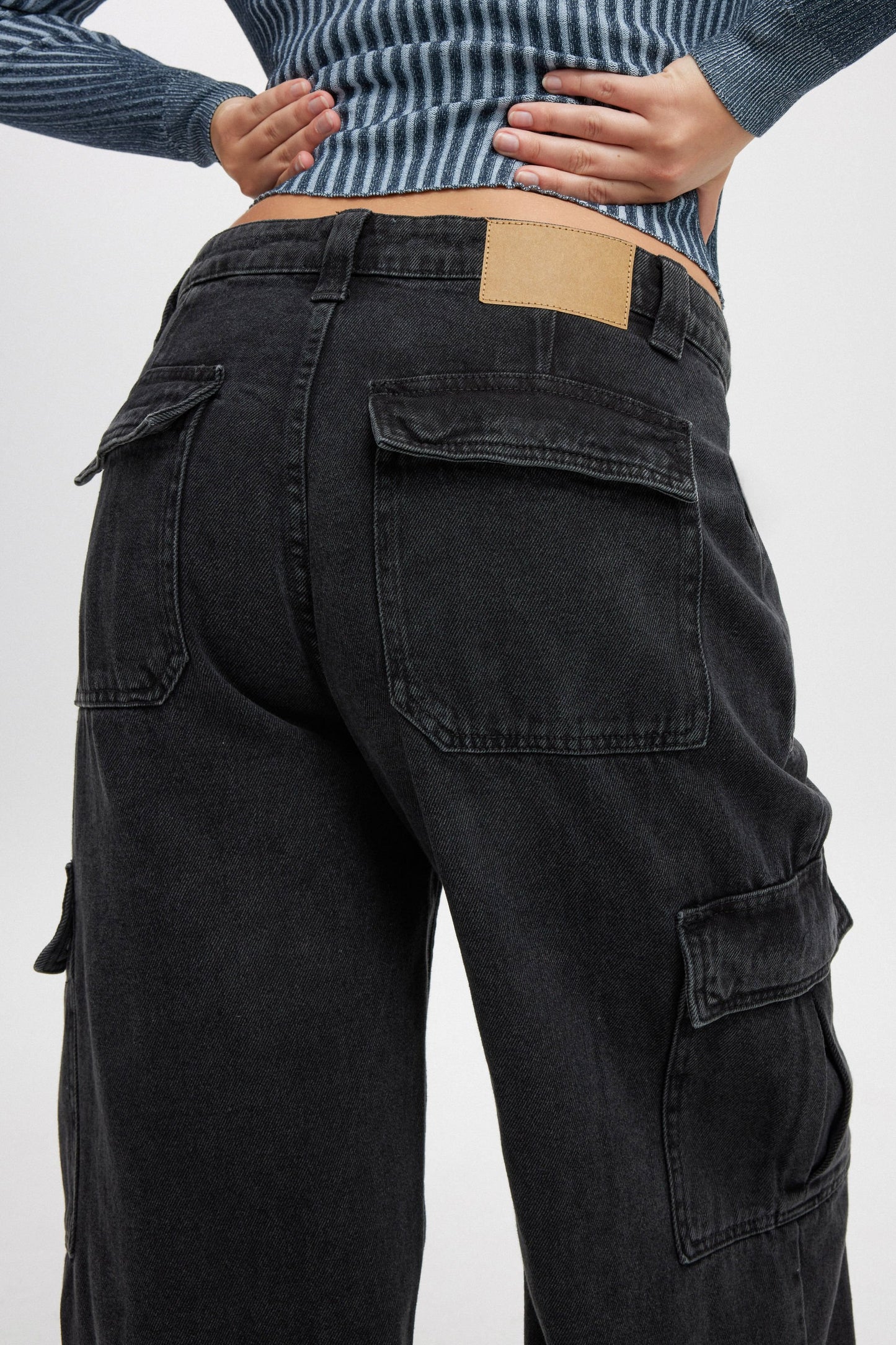 Relaxed Cargo Jean