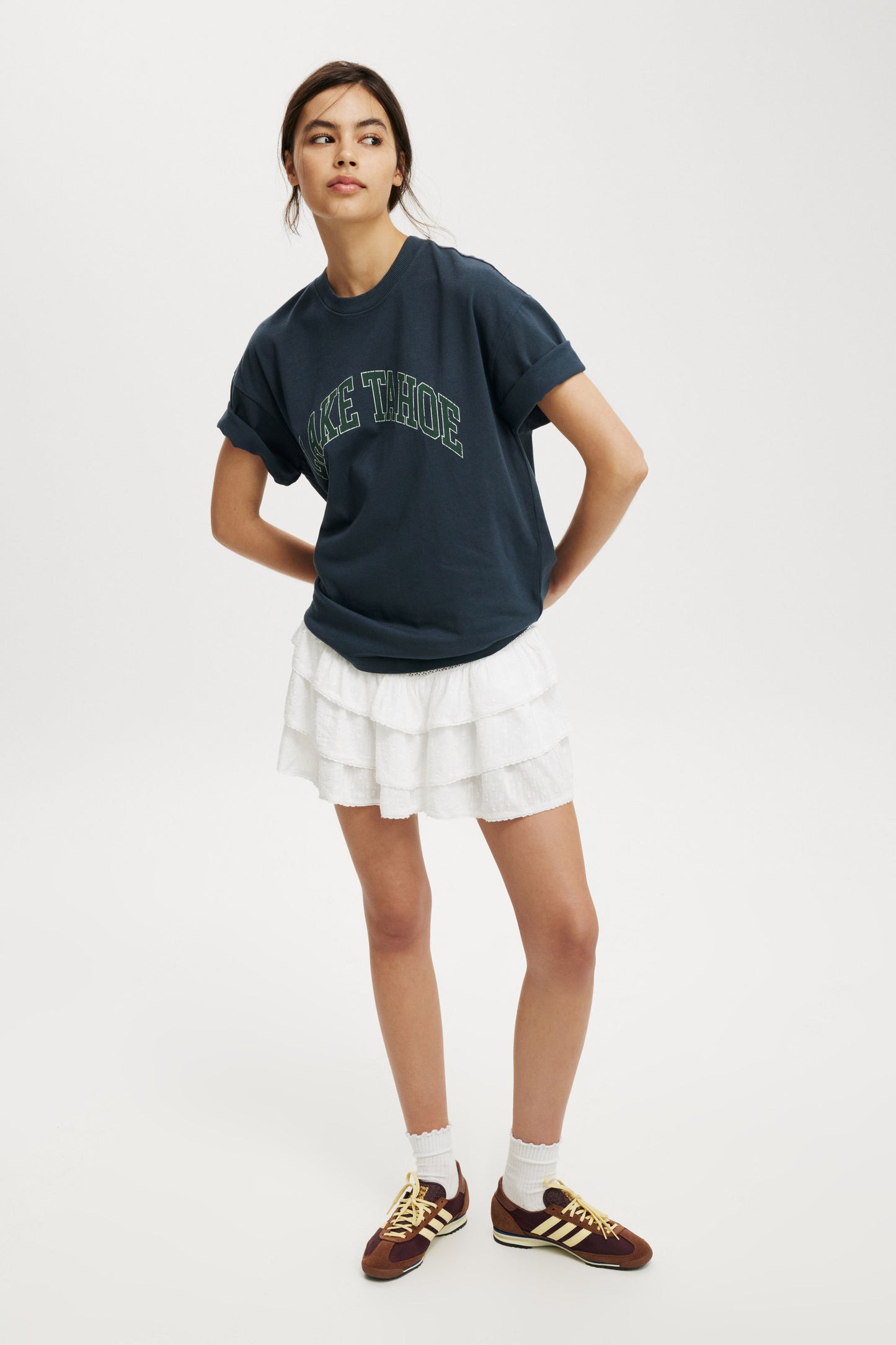 Camiseta - The Premium Boxy Graphic Tee