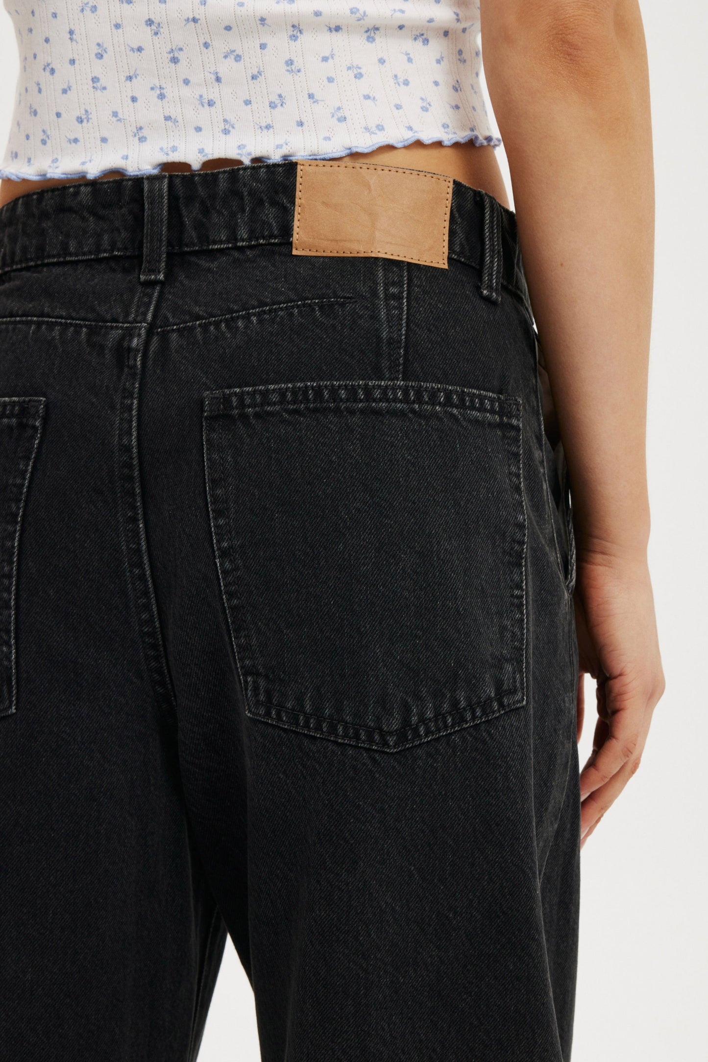 Barrel Jean
