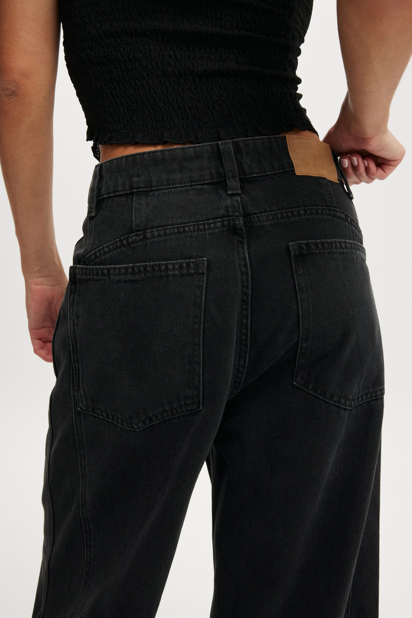 Barrel Jean