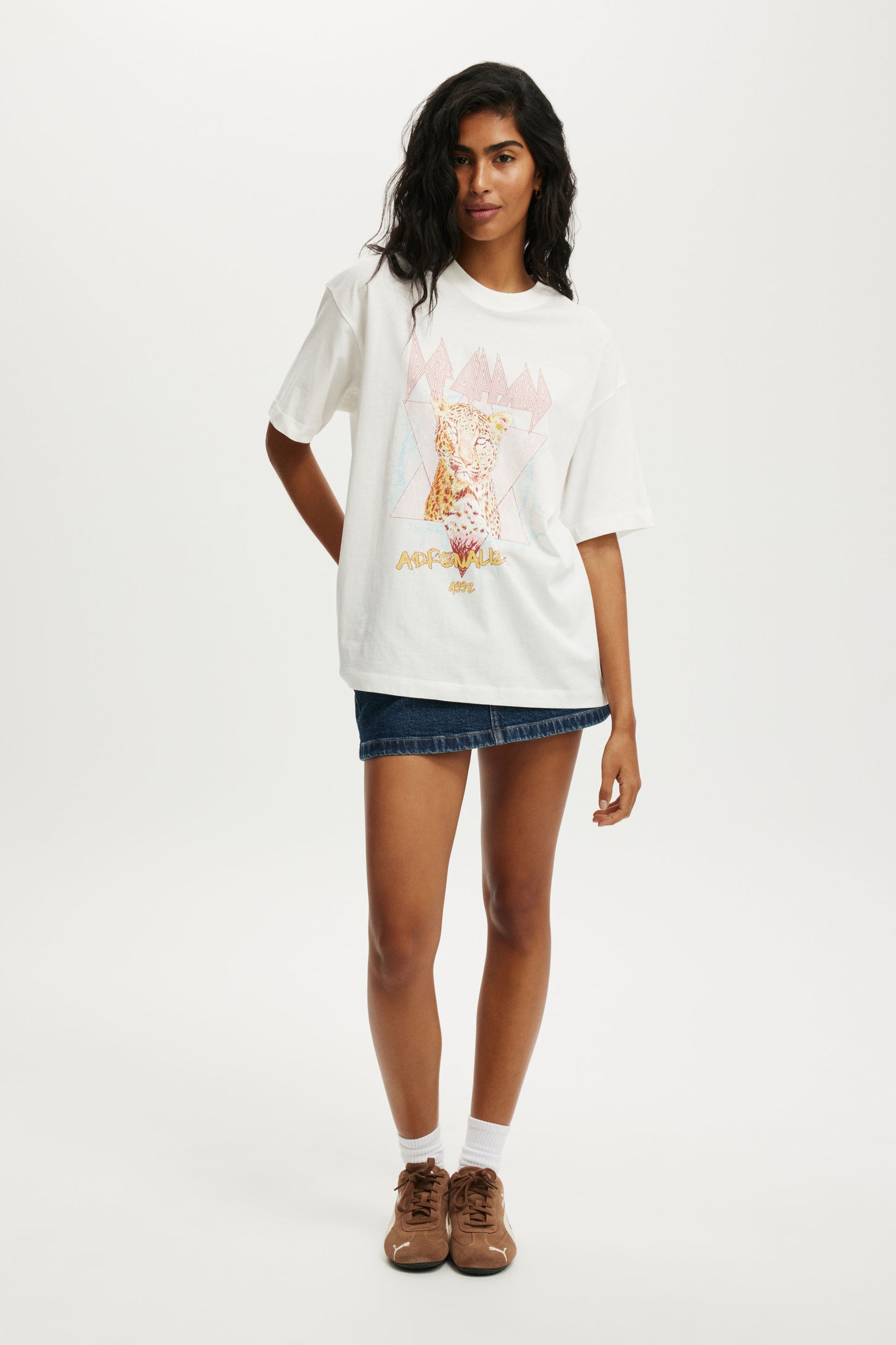 Def Leppard Boxy Graphic Tee