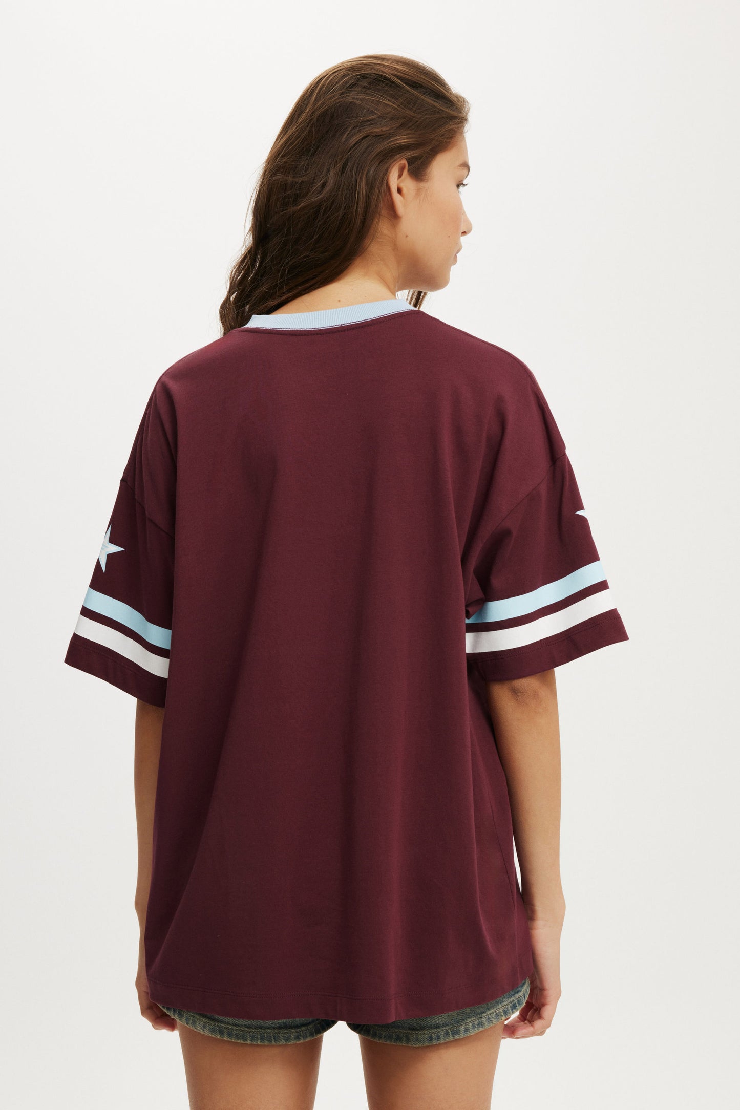 V Neck Retro Graphic Boxy Tee