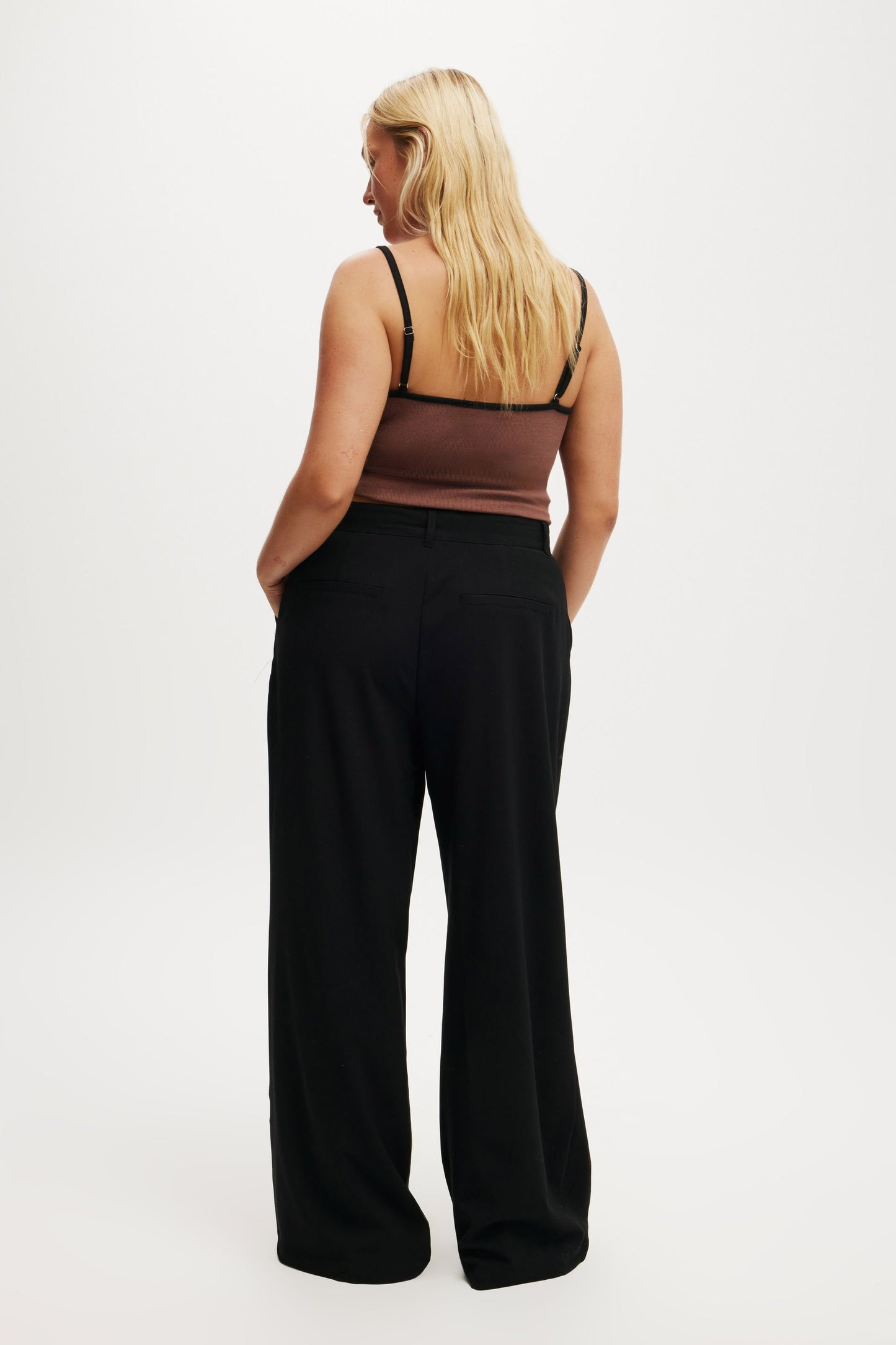 Izzy Pleated Suiting Pant