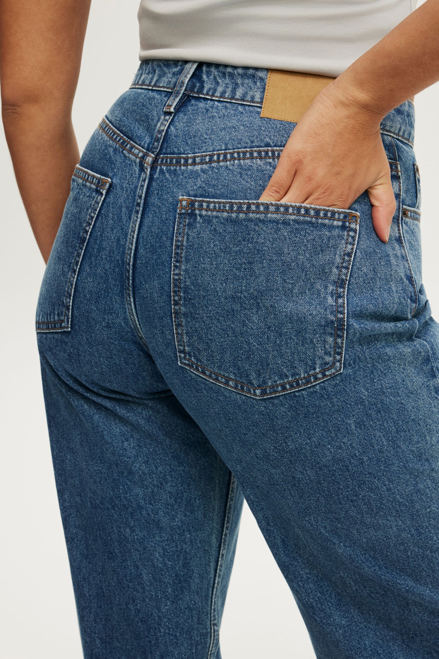 Curvy 91 Straight Jean