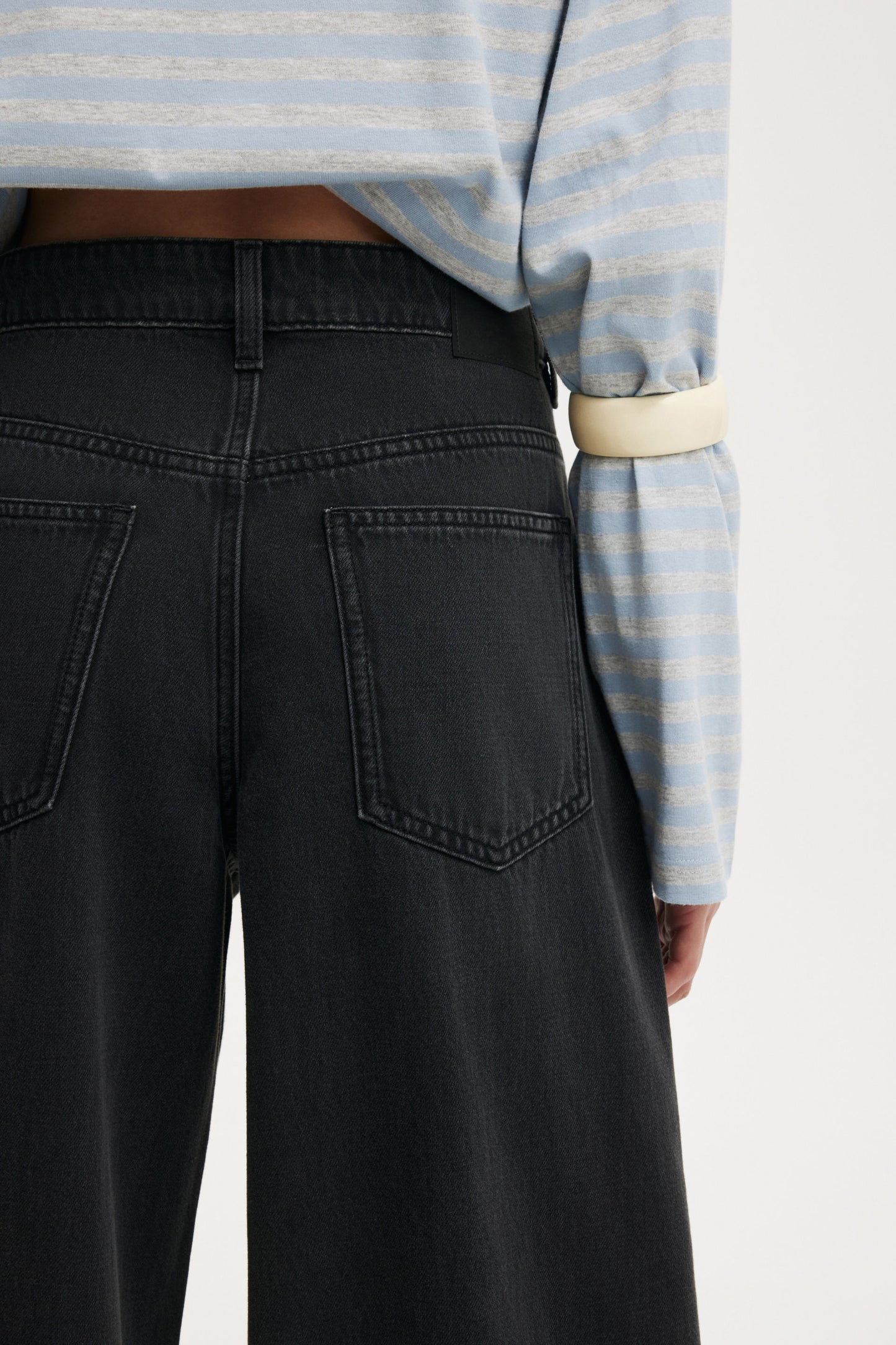 High Rise Wide Jean