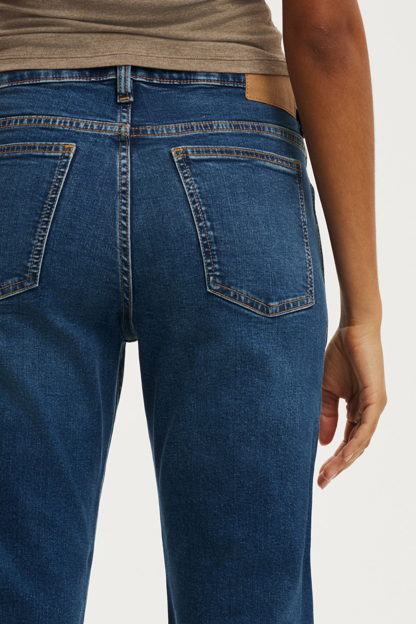Stretch Slim Straight Jean