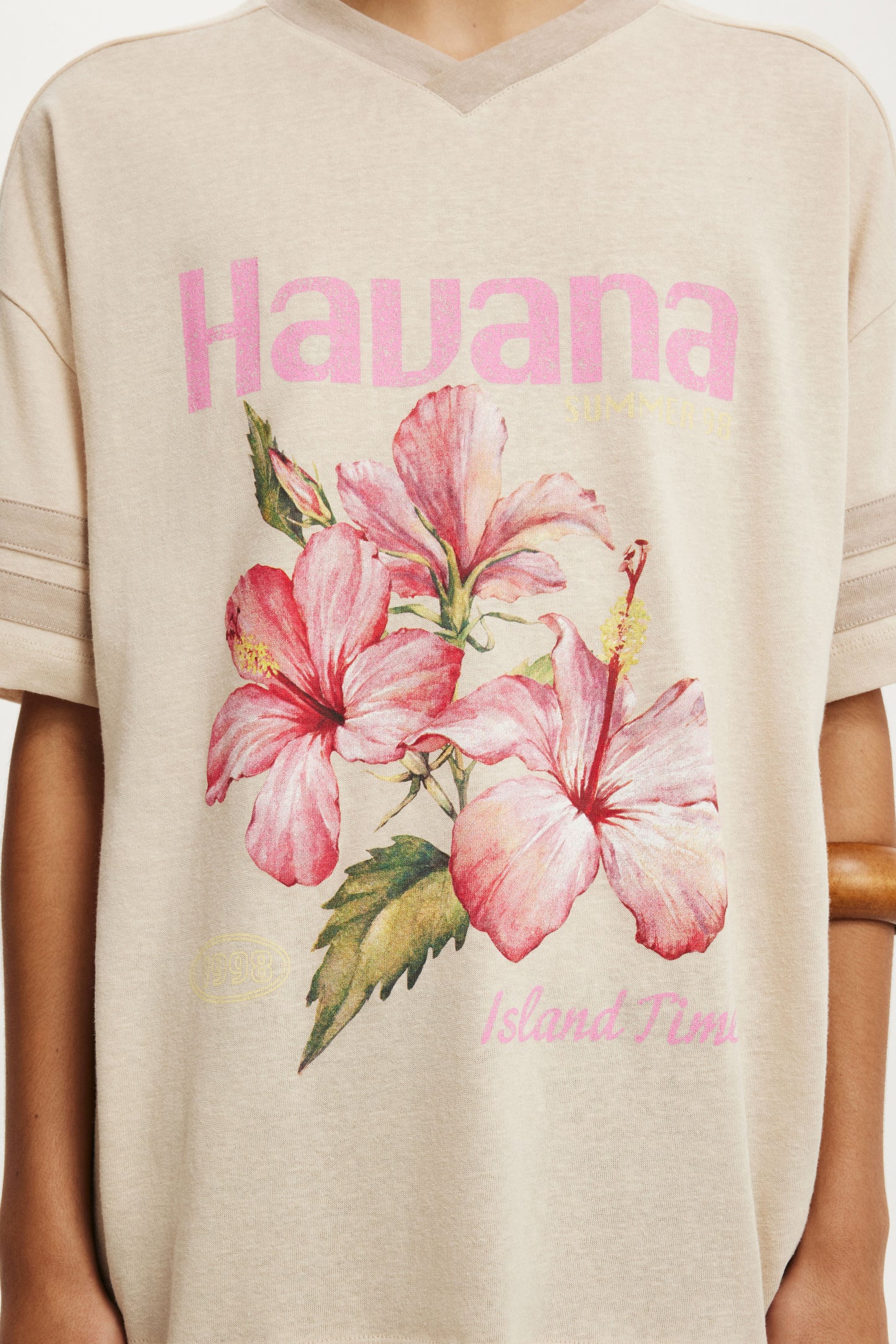 V Neck Vacay Graphic Tee