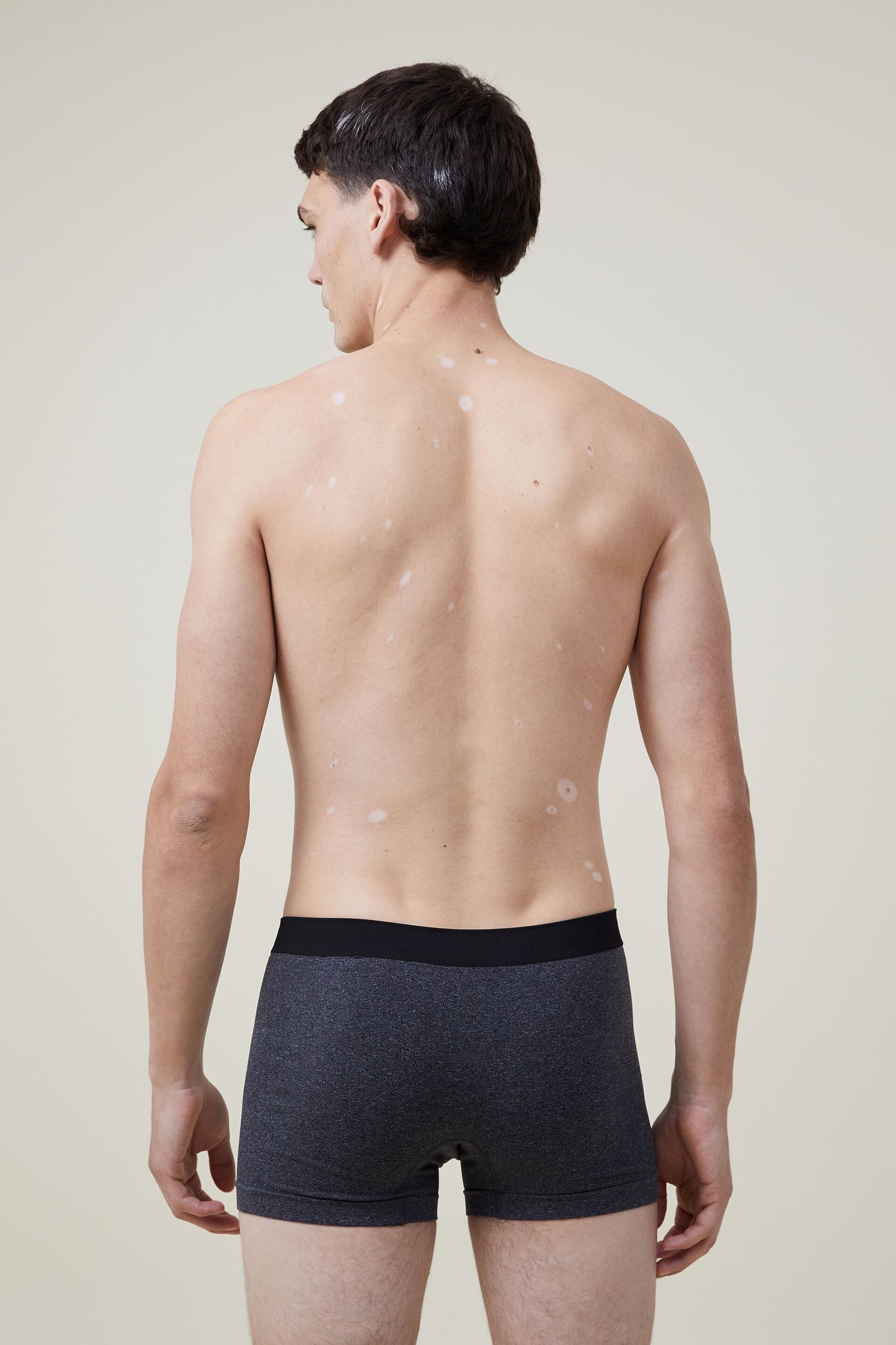 Mens Seamless Trunks