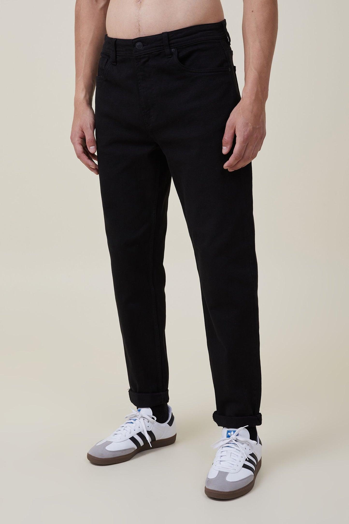 Relaxed Tapered Jean