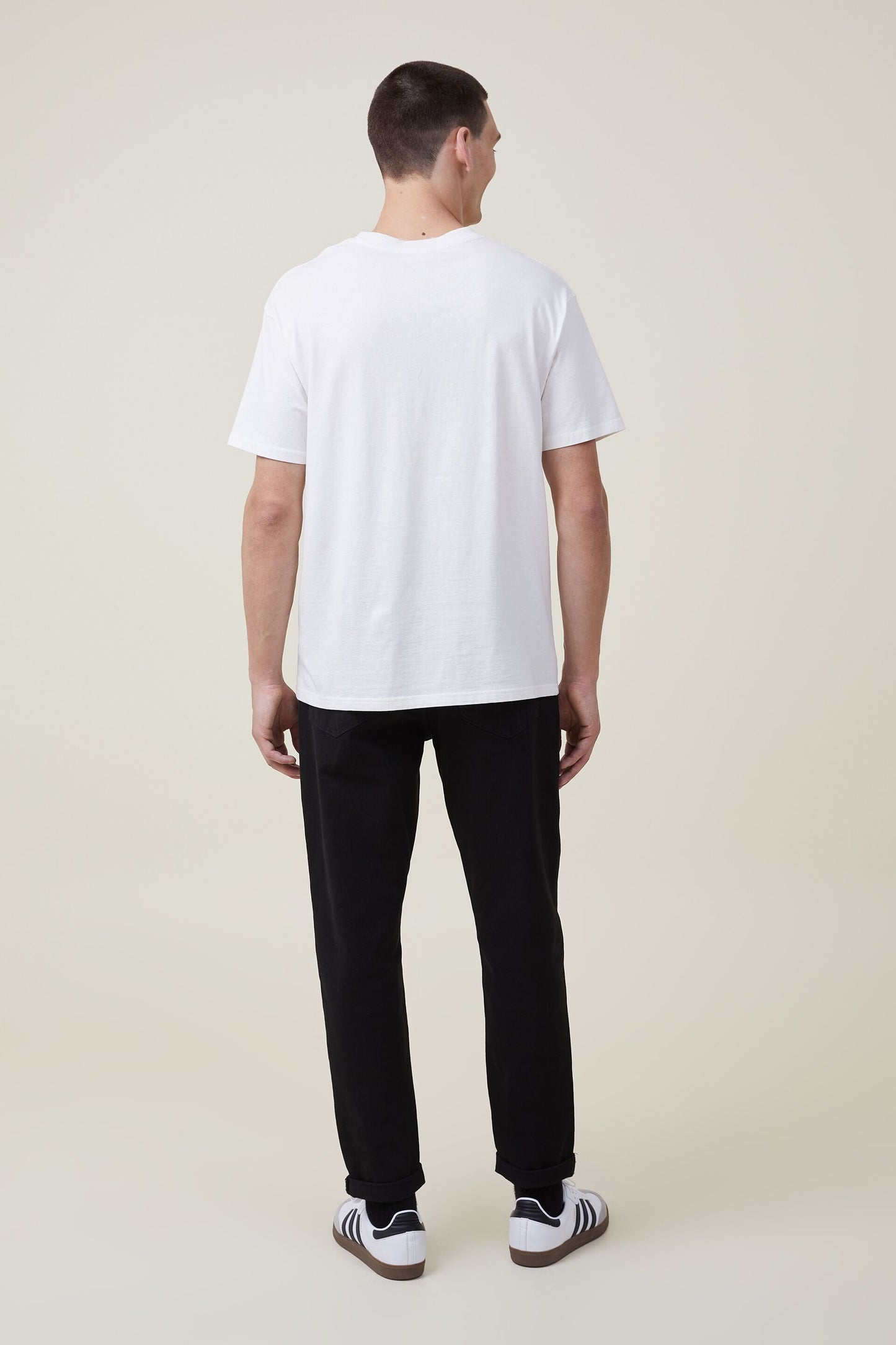 Relaxed Tapered Jean