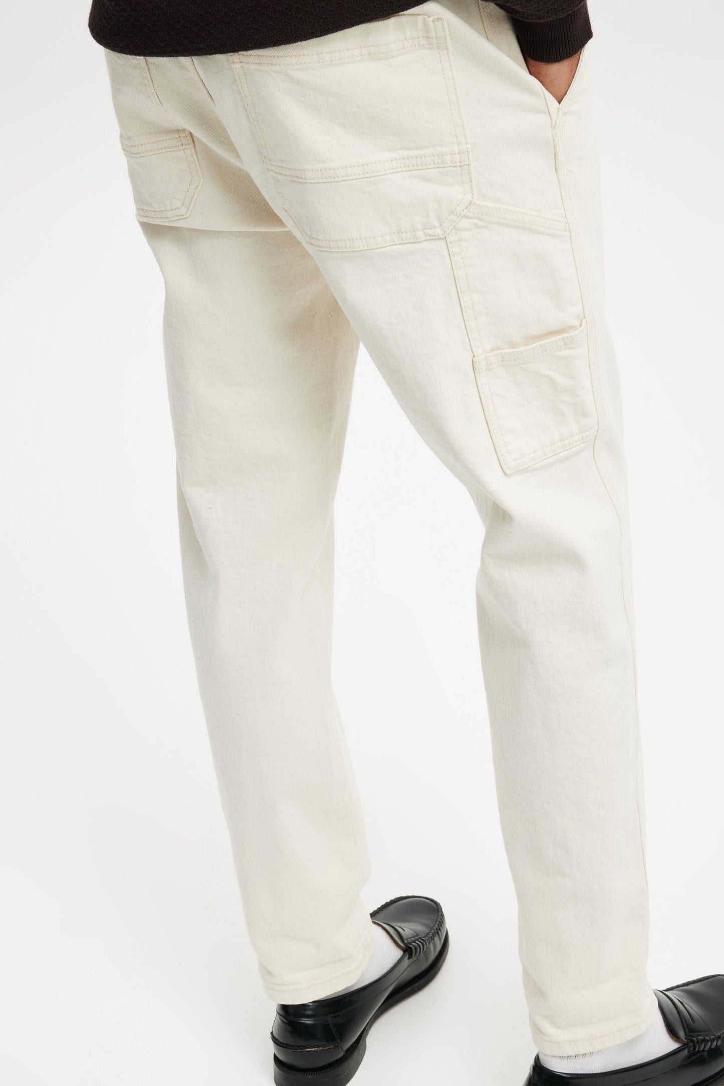 Relaxed Tapered Jean
