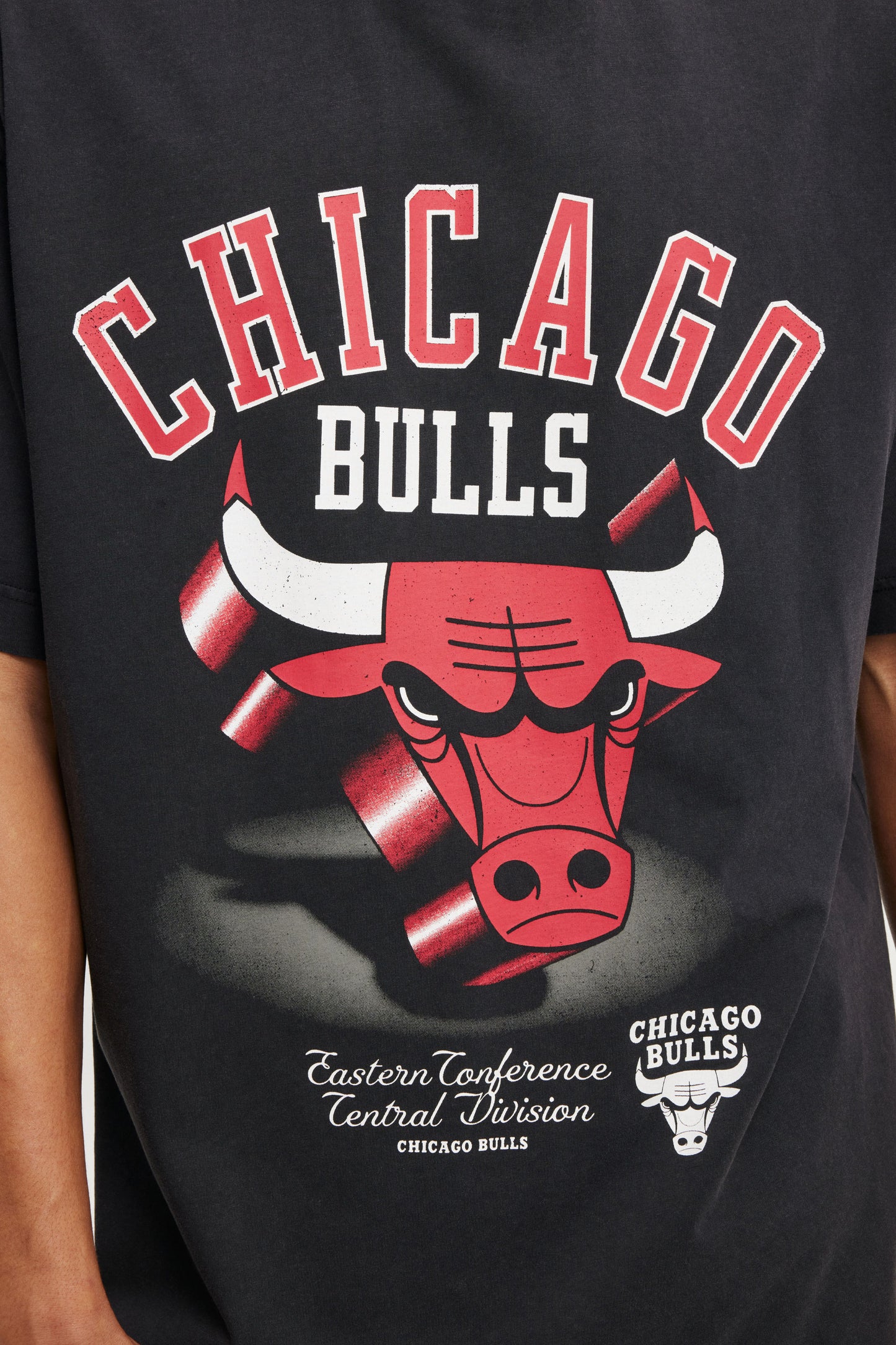 NBA Chicago Bulls Box Fit T-Shirt