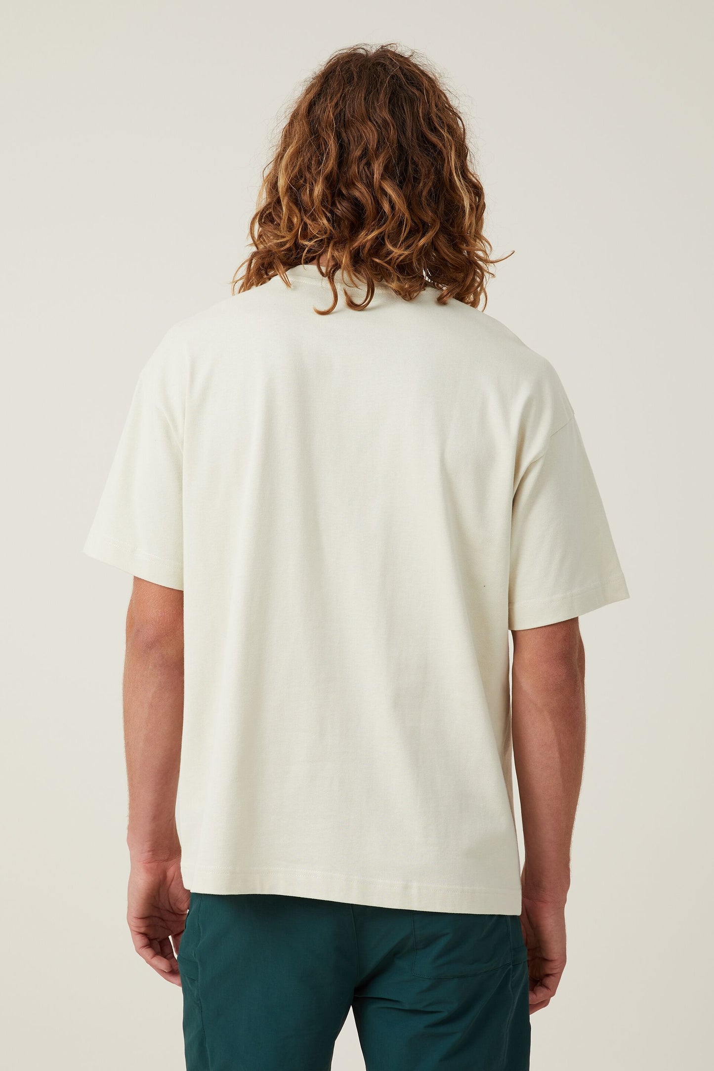 Box Fit Graphic T-Shirt