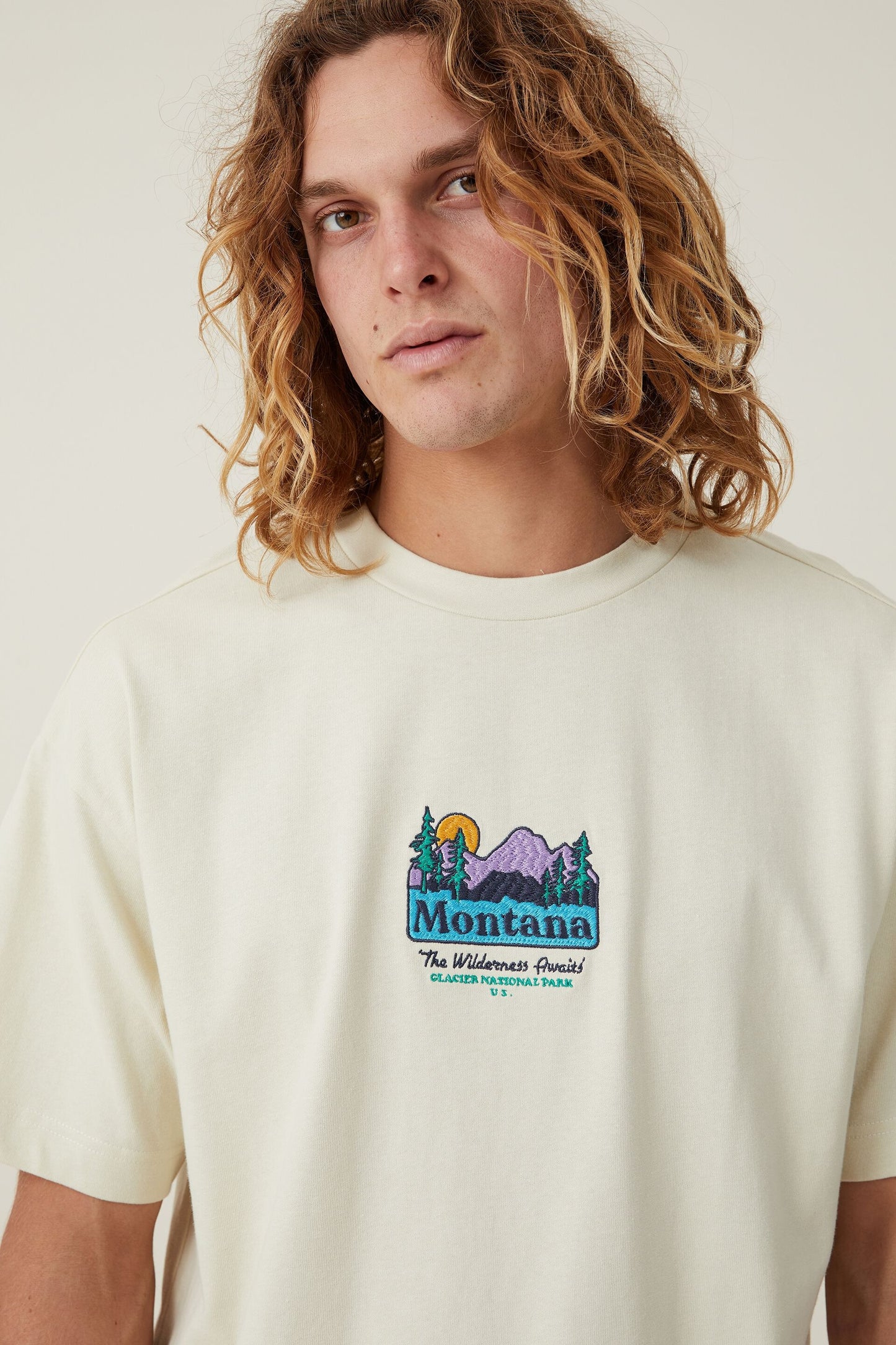 Box Fit Graphic T-Shirt