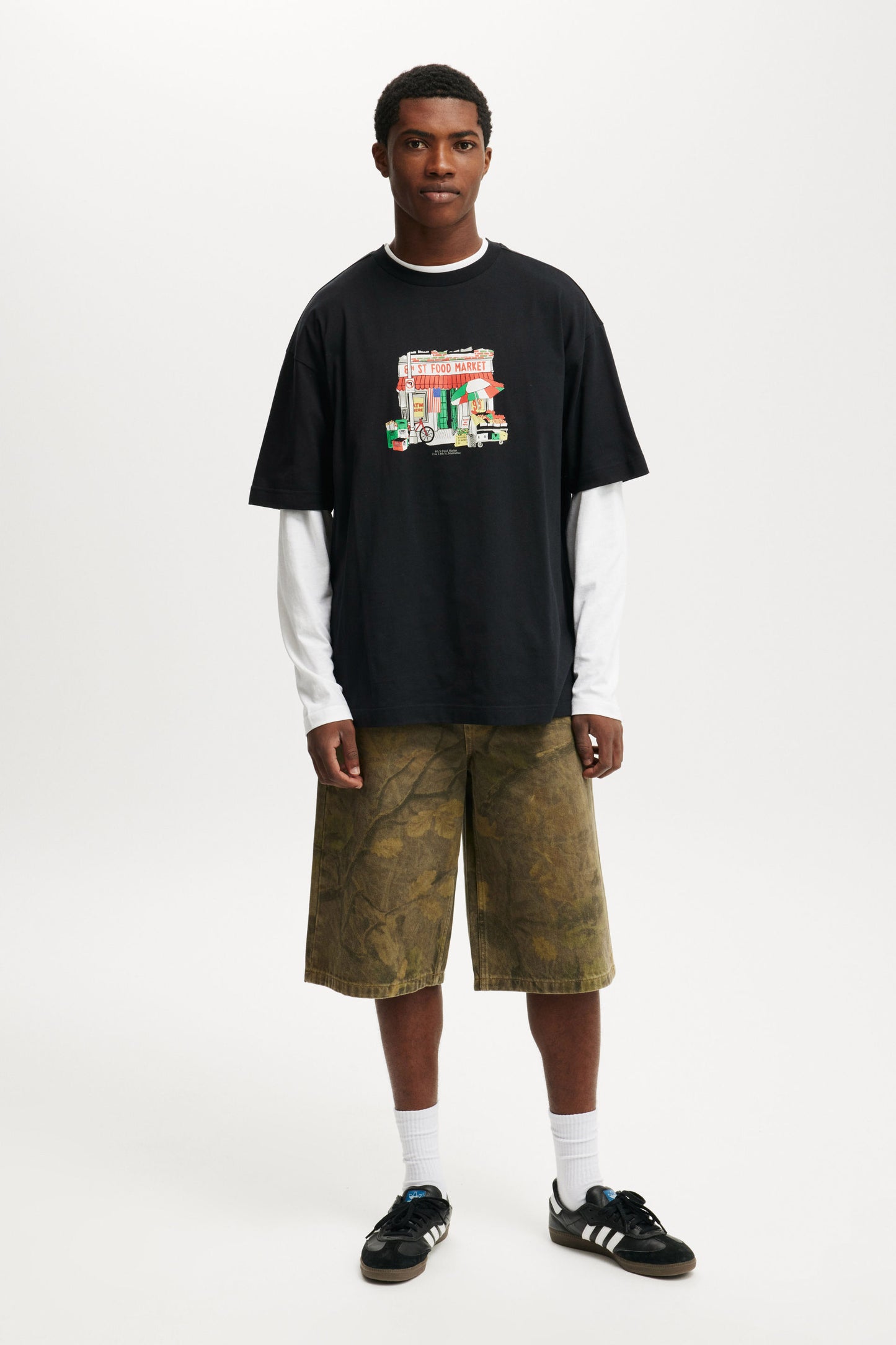 Box Fit Graphic T-Shirt