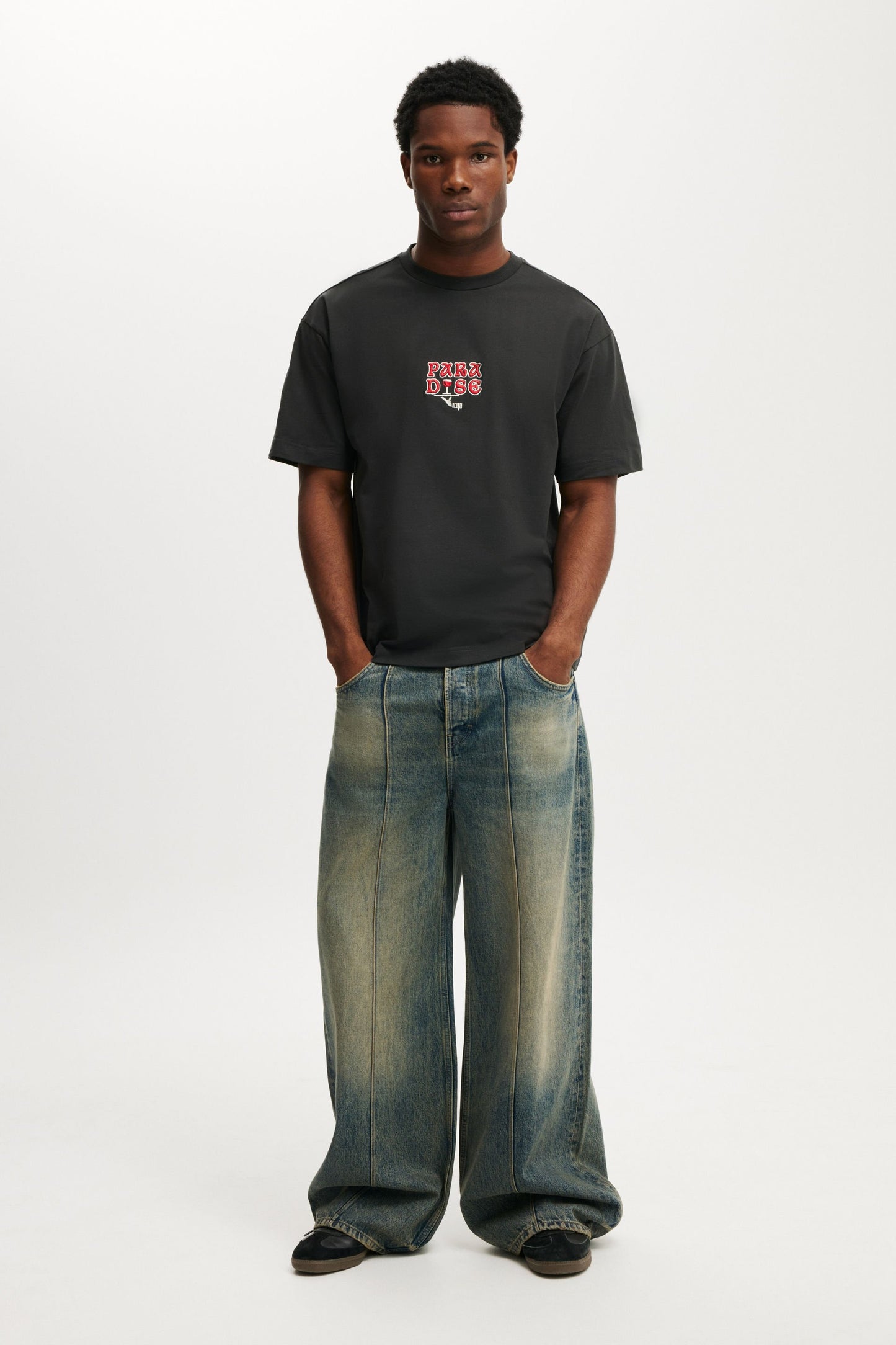 Box Fit Graphic T-Shirt