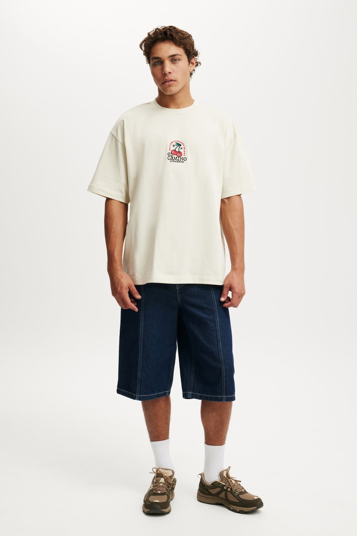 Box Fit Graphic T-Shirt