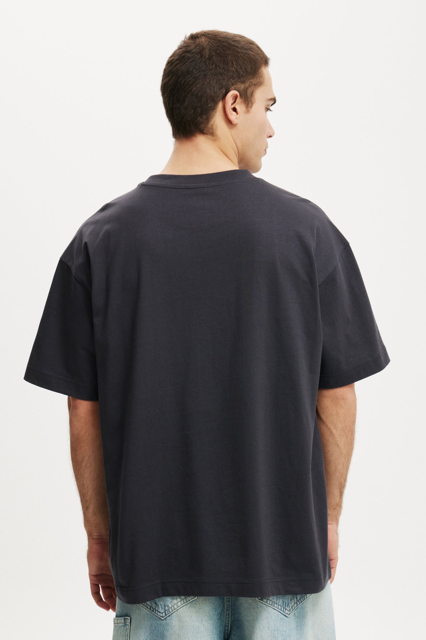 Box Fit Graphic T-Shirt