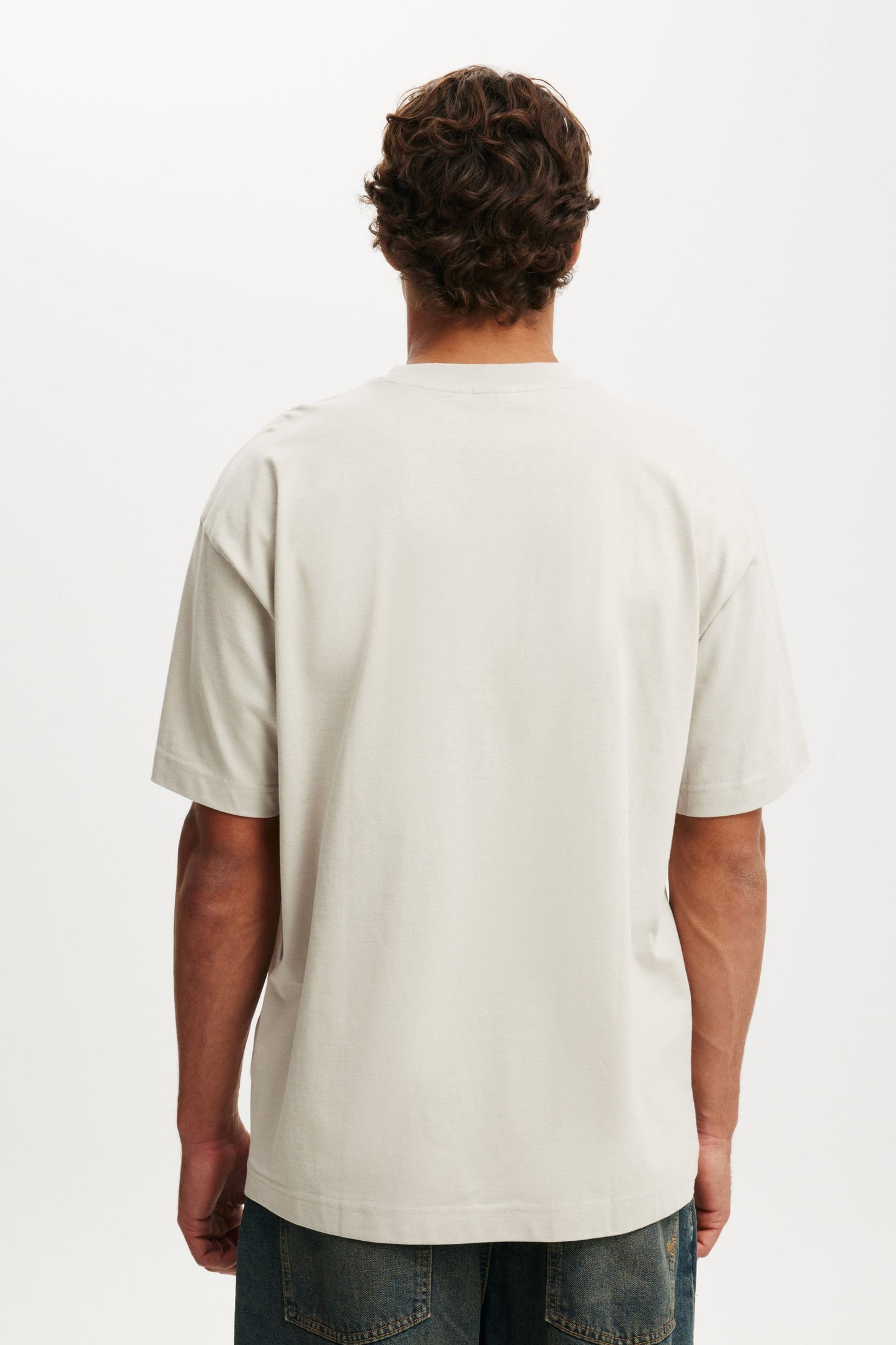 Box Fit Graphic T-Shirt