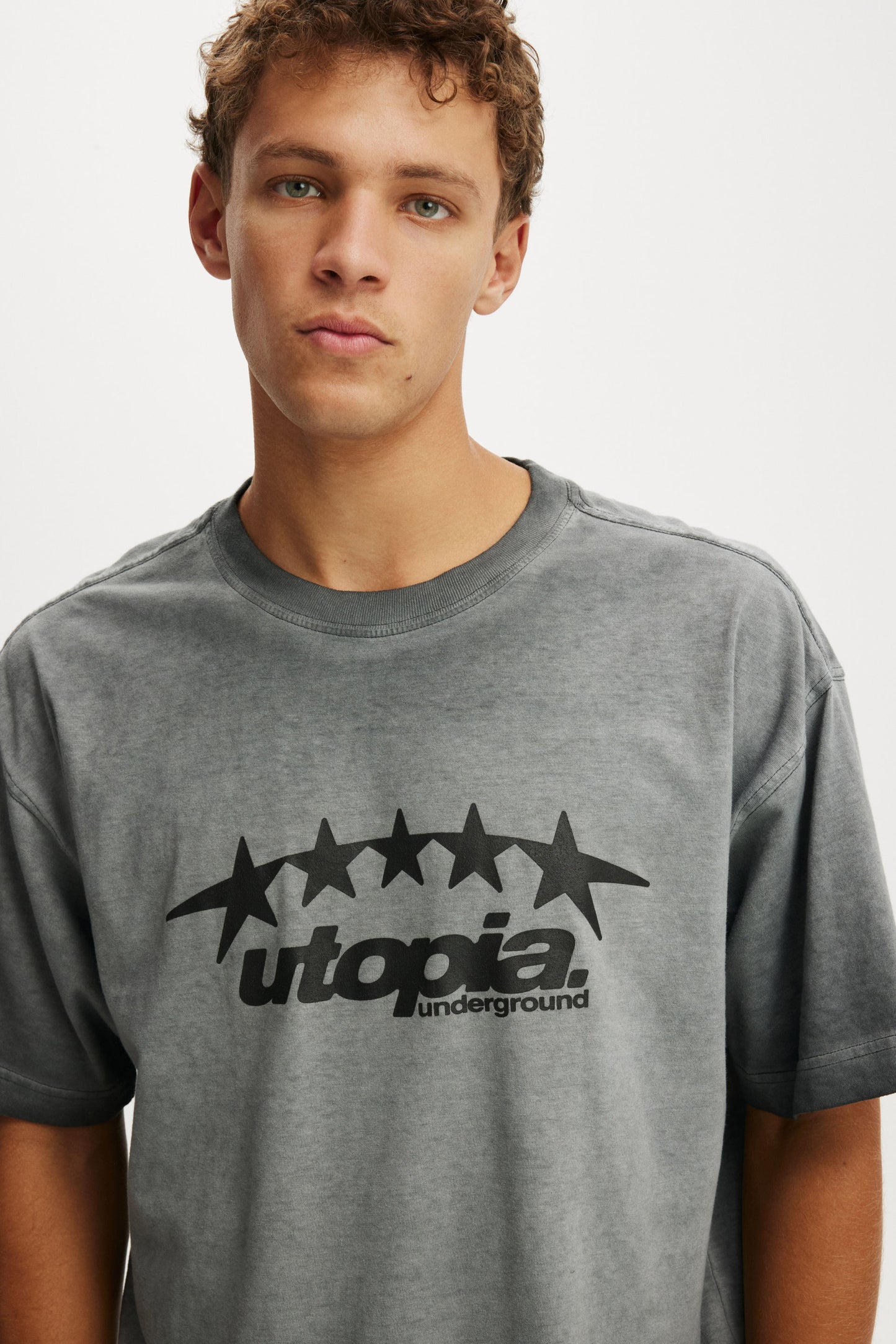 Box Fit Graphic T-Shirt