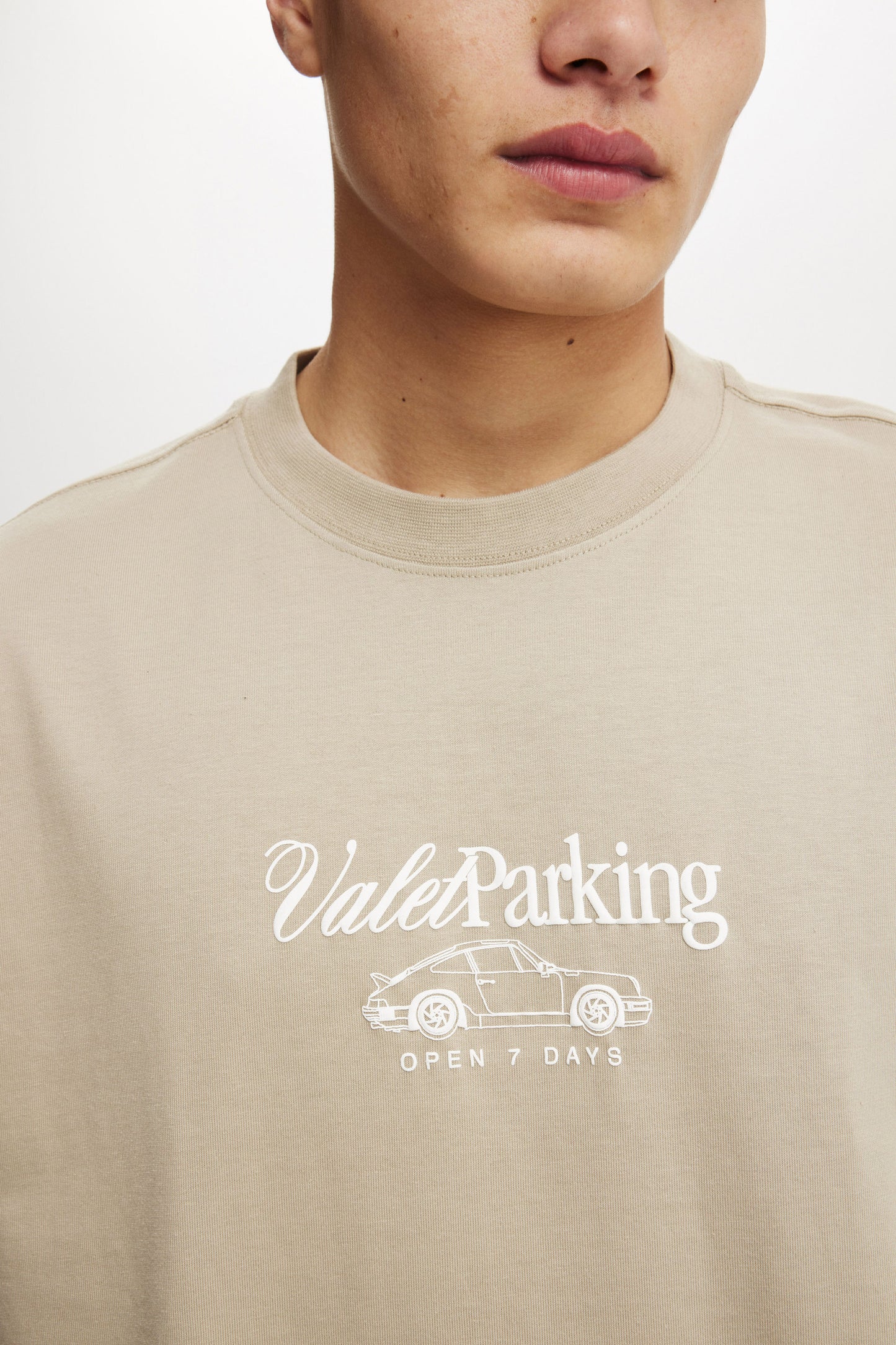 Box Fit Graphic T-Shirt