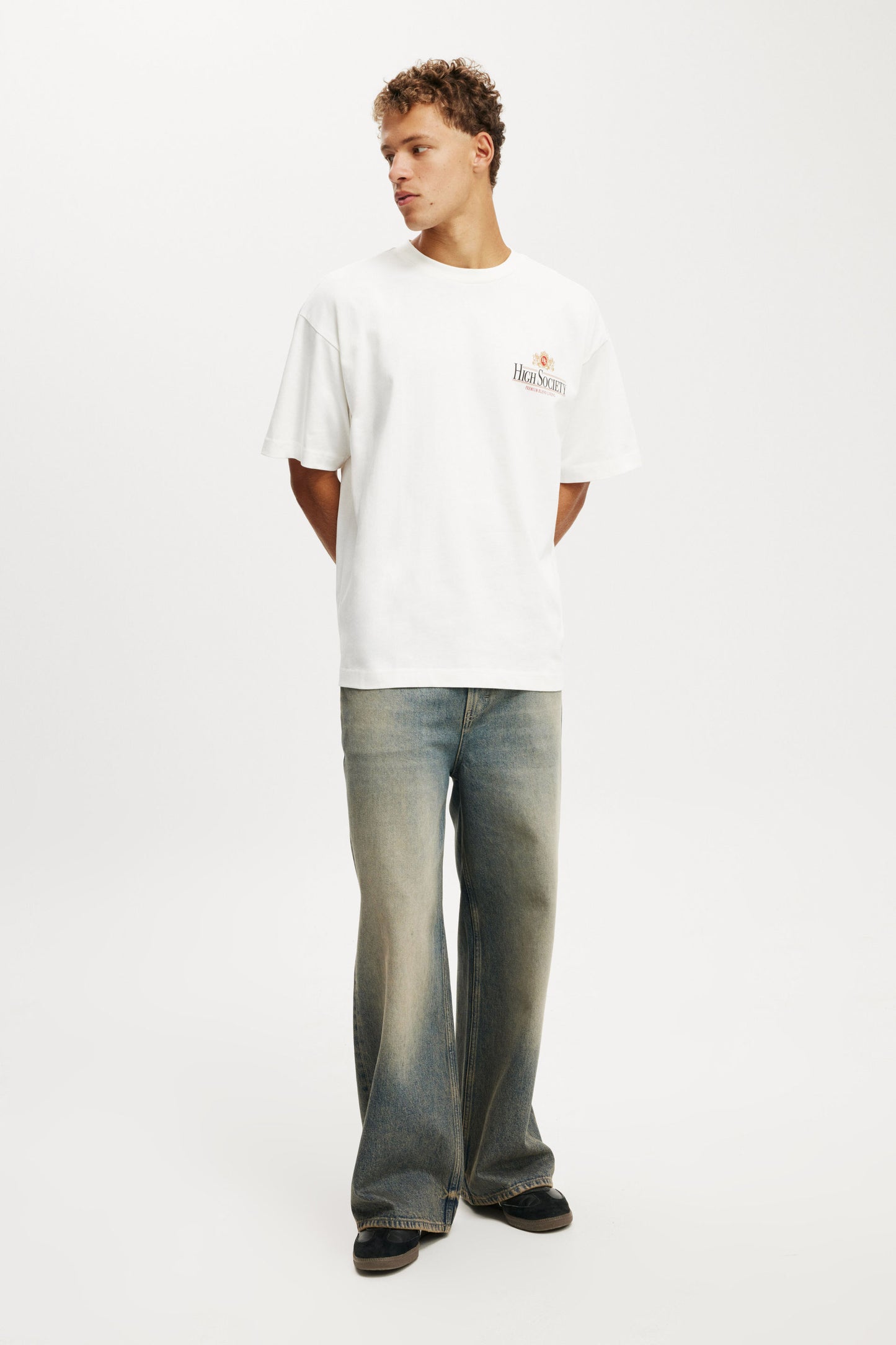 Box Fit Graphic T-Shirt