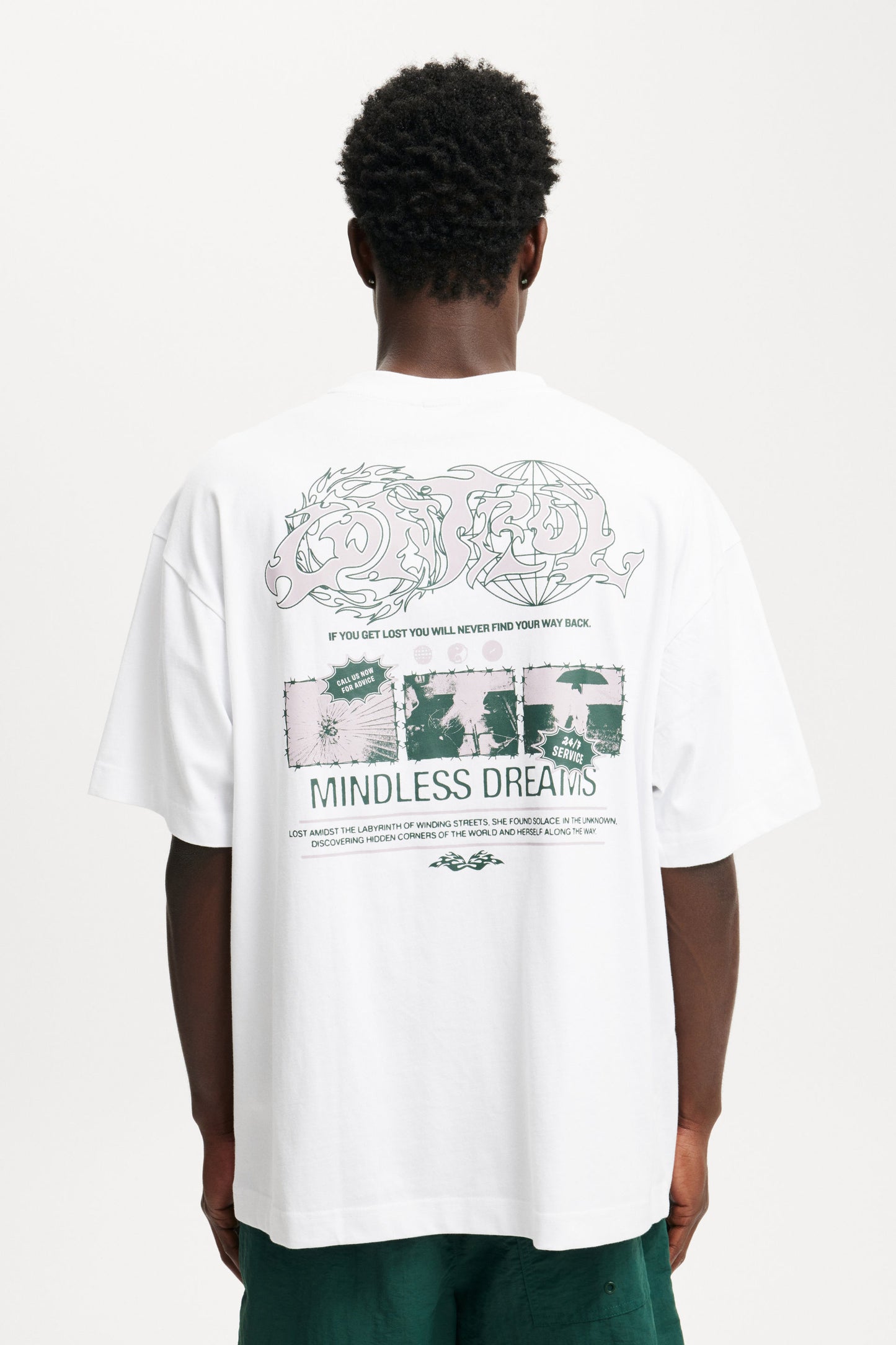 Box Fit Graphic T-Shirt