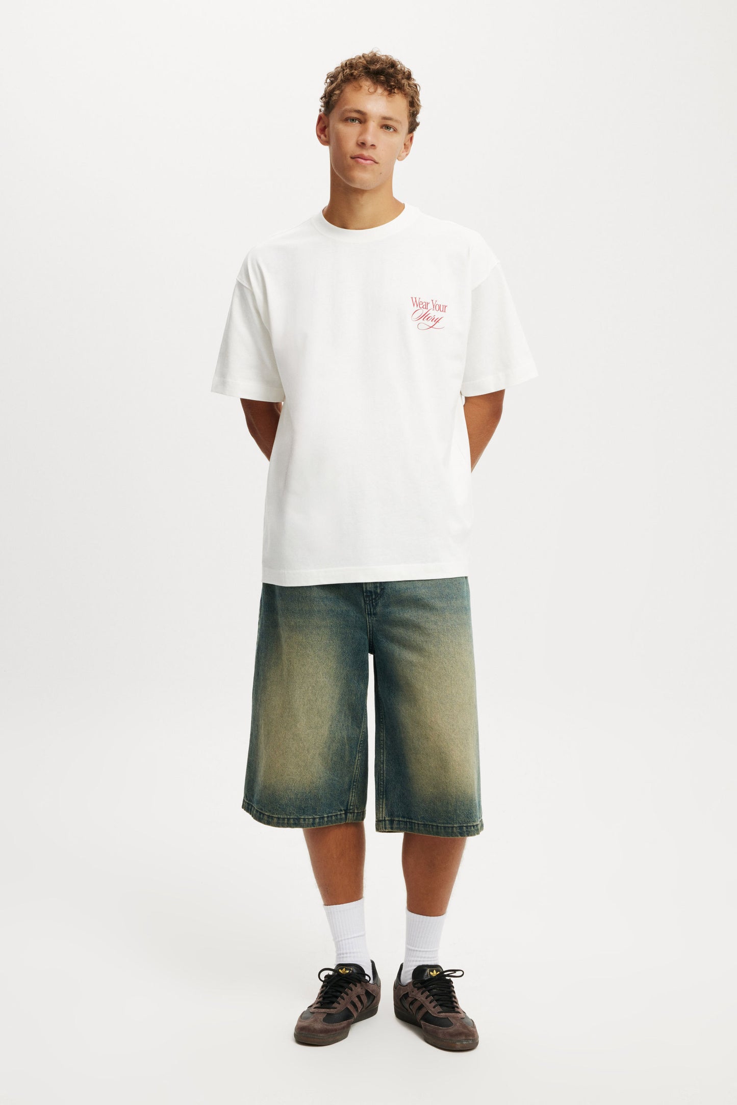 Box Fit Graphic T-Shirt