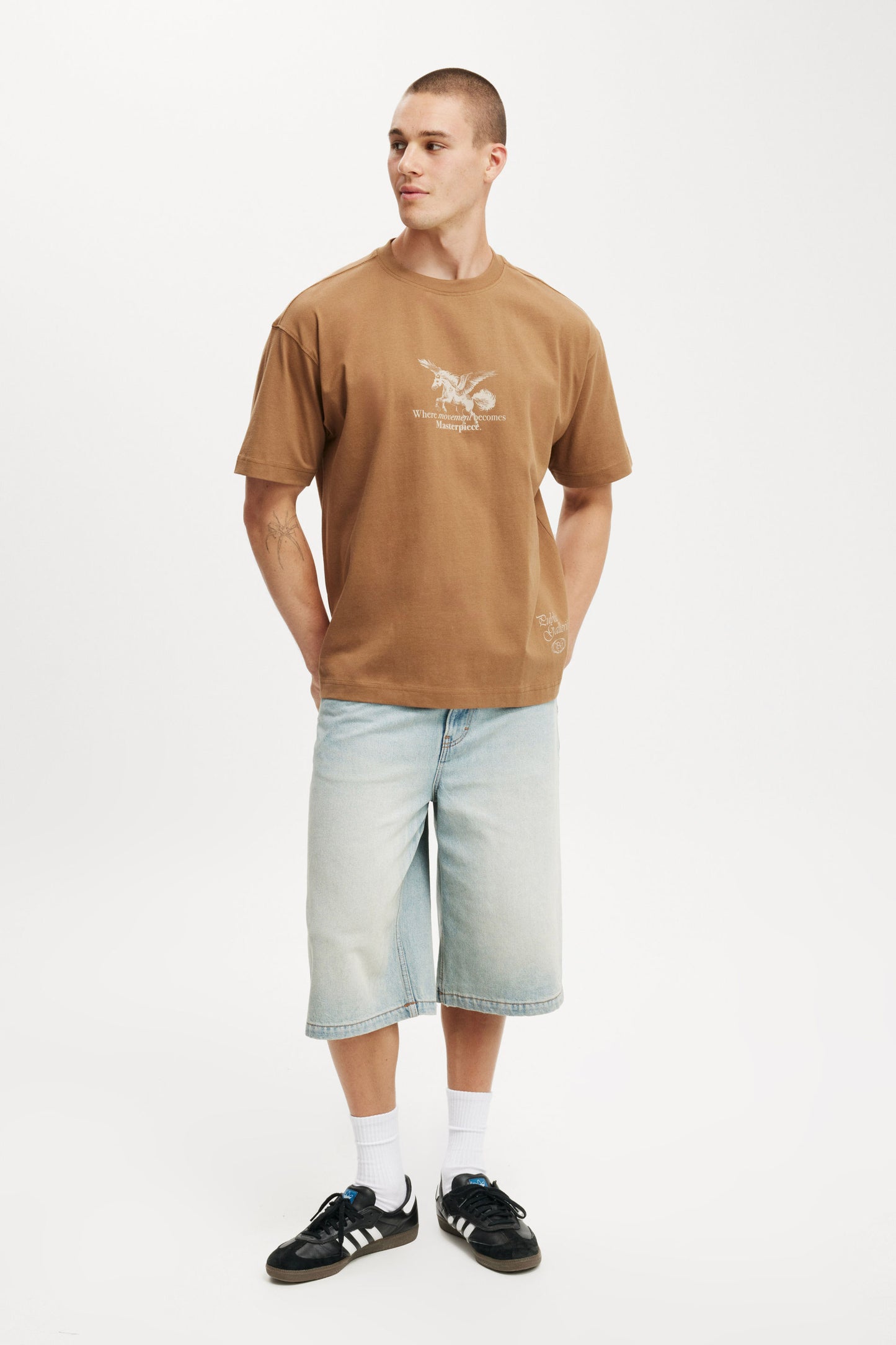 Box Fit Graphic T-Shirt