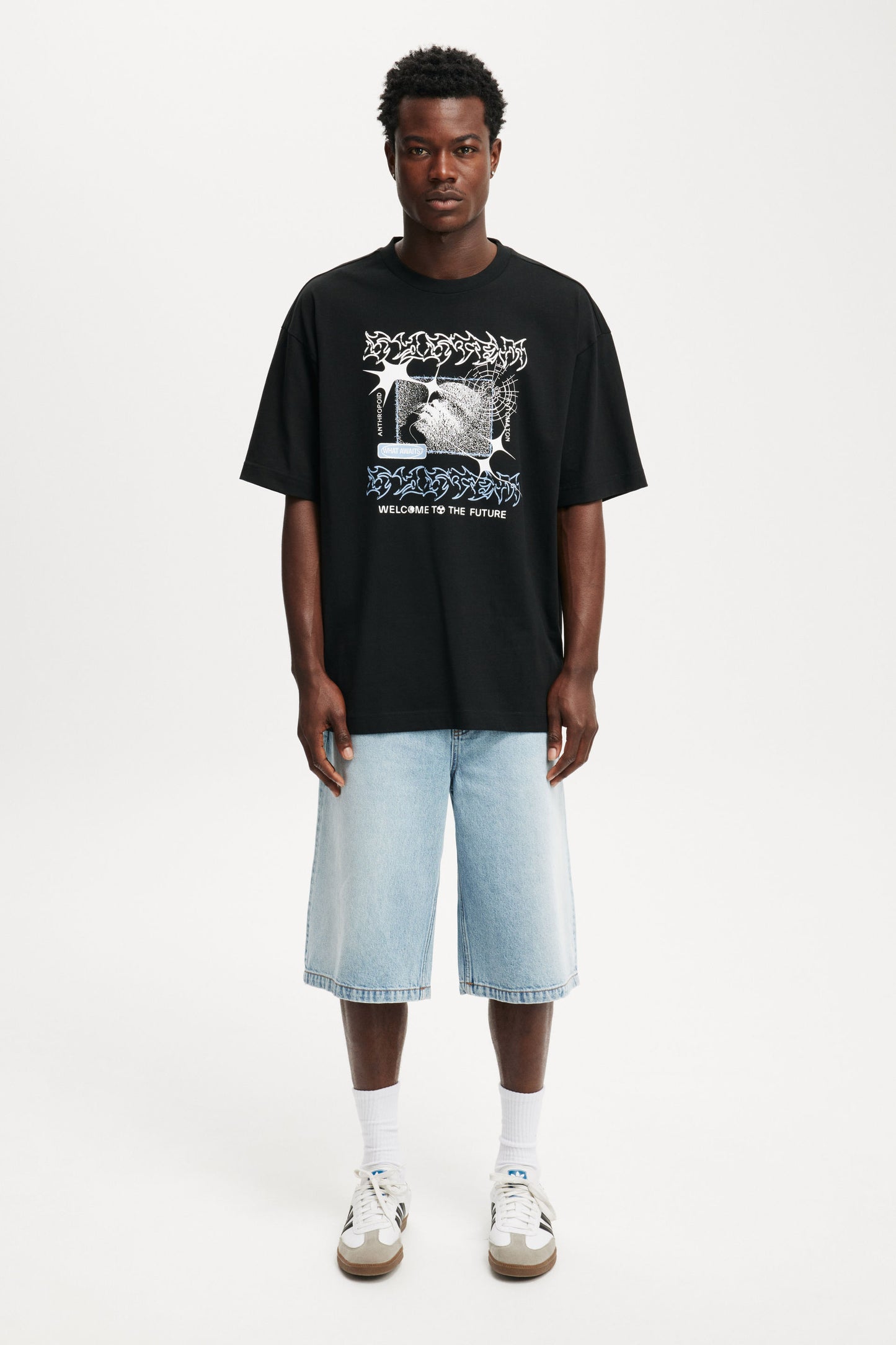 Box Fit Graphic T-Shirt