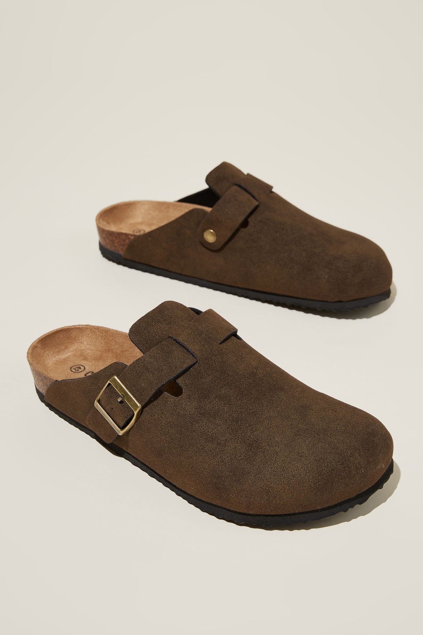 Closed Toe Buckle Slide