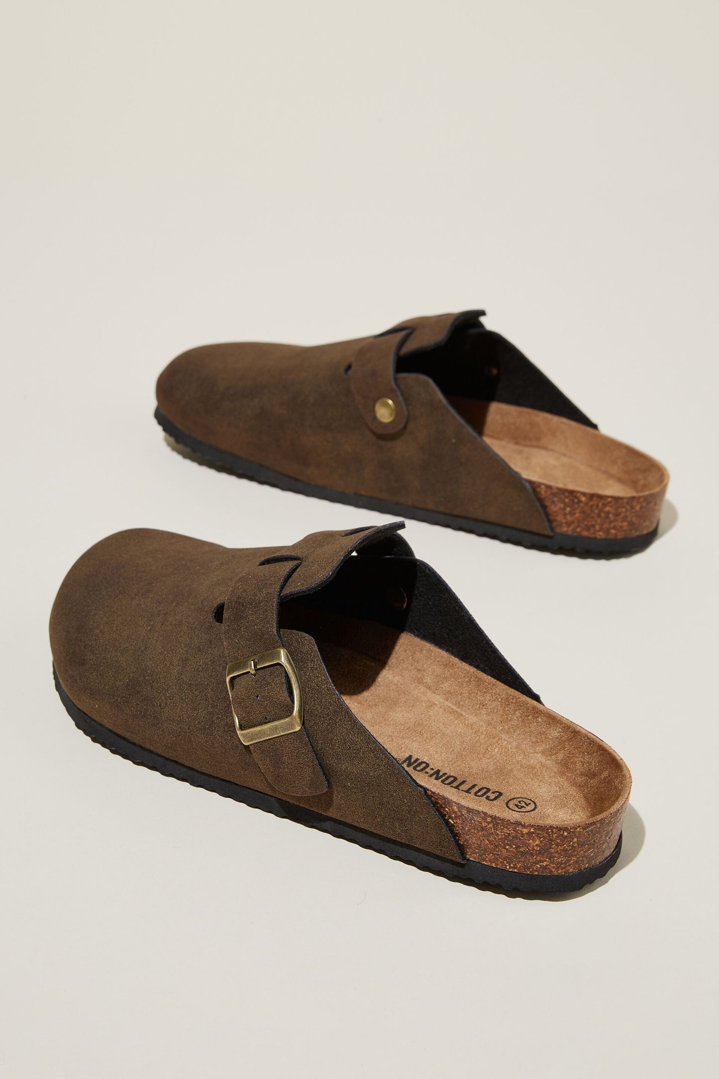 Closed Toe Buckle Slide