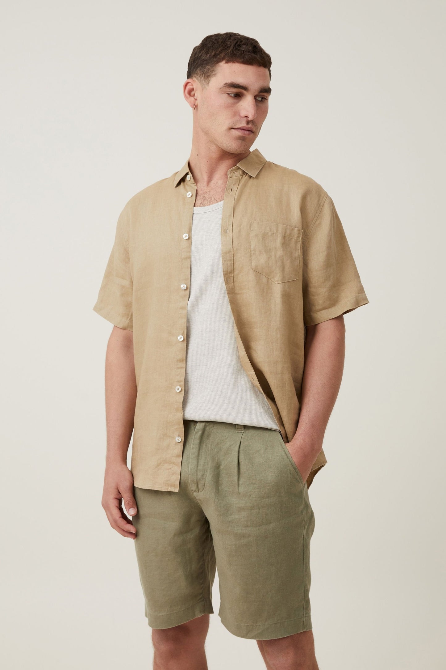 Linen Pleat Short