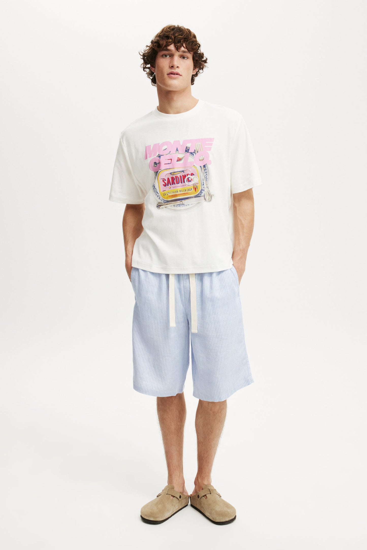 Cropped Fit Graphic T-Shirt