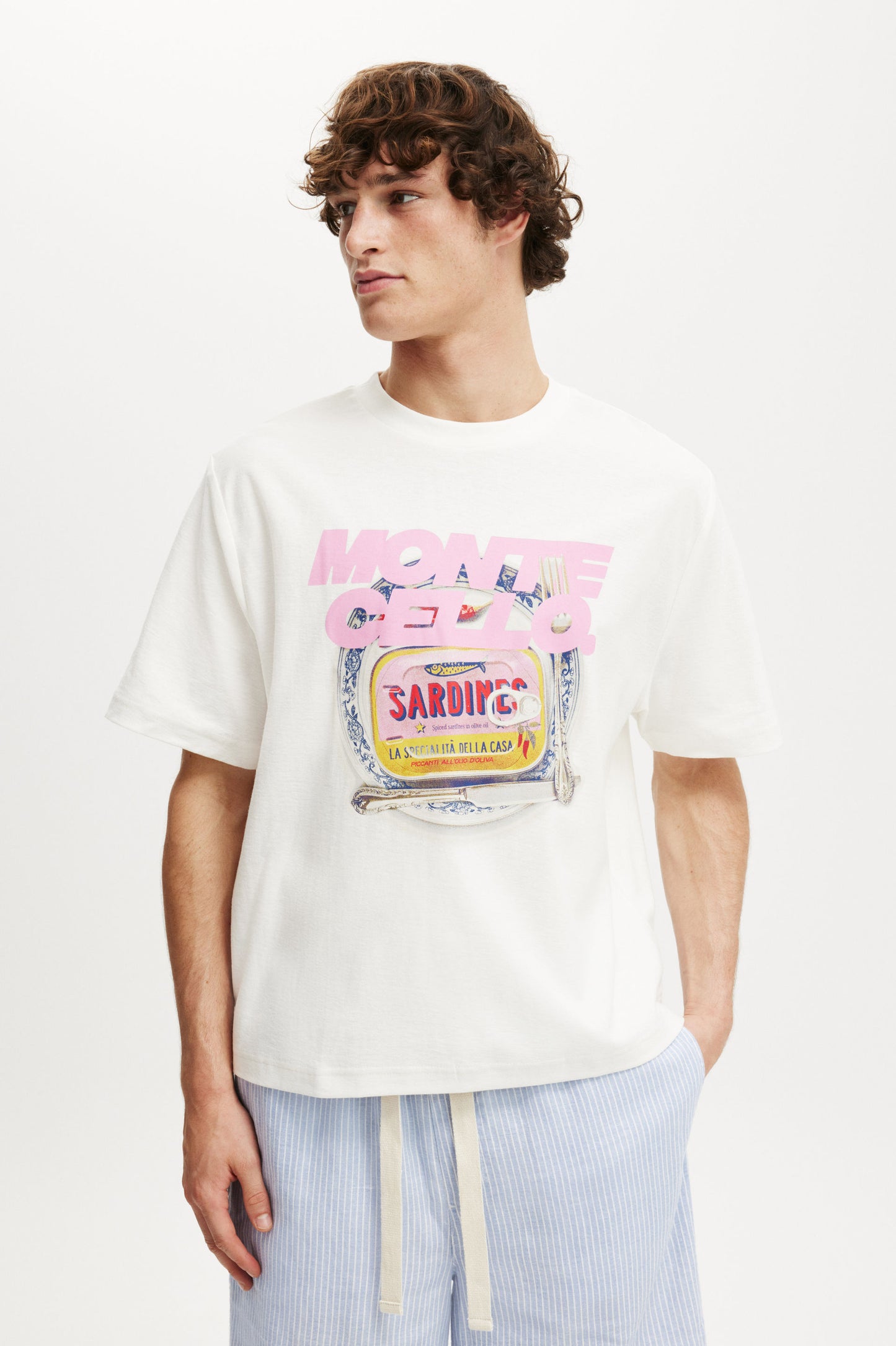 Cropped Fit Graphic T-Shirt