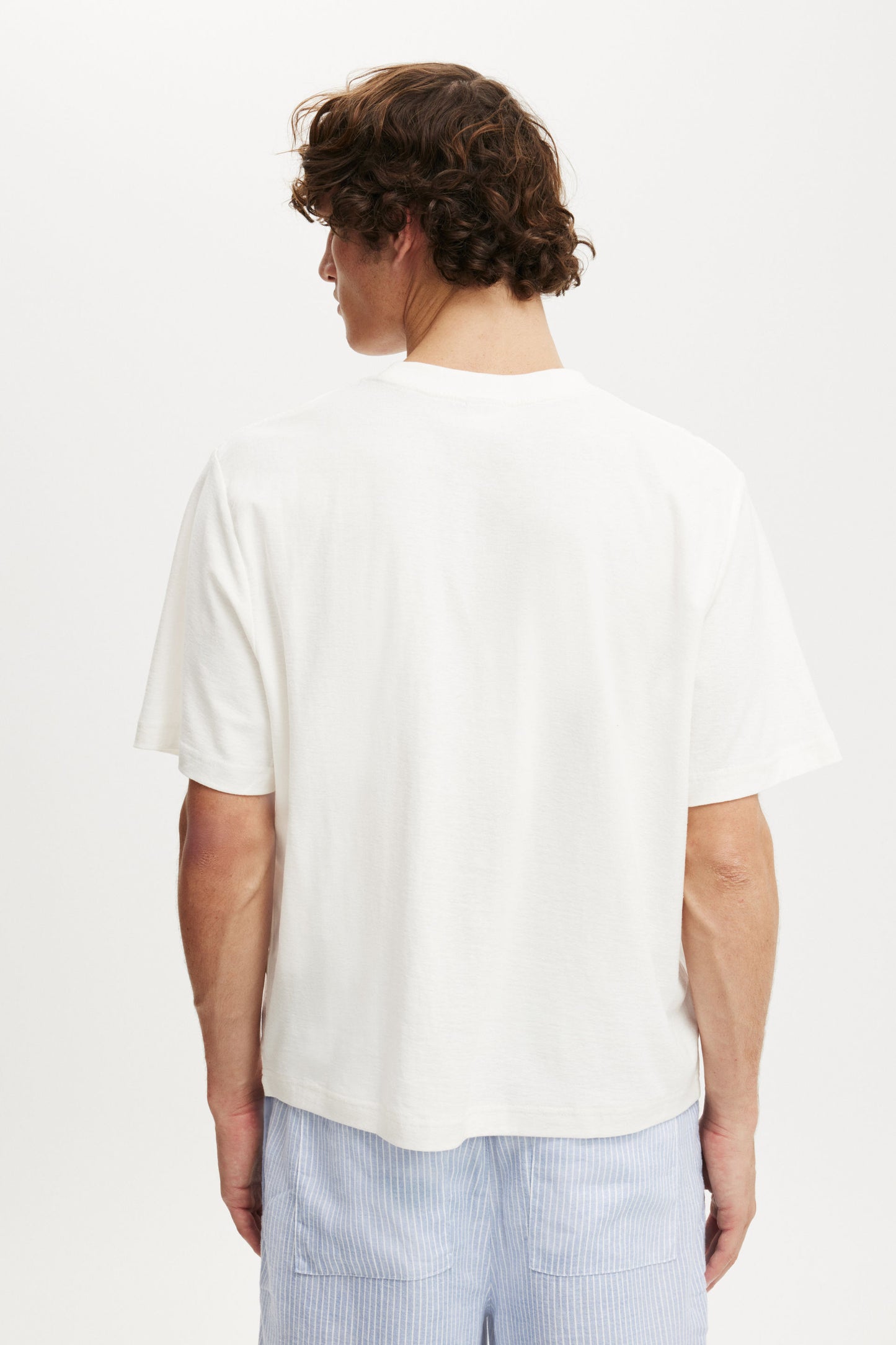 Cropped Fit Graphic T-Shirt