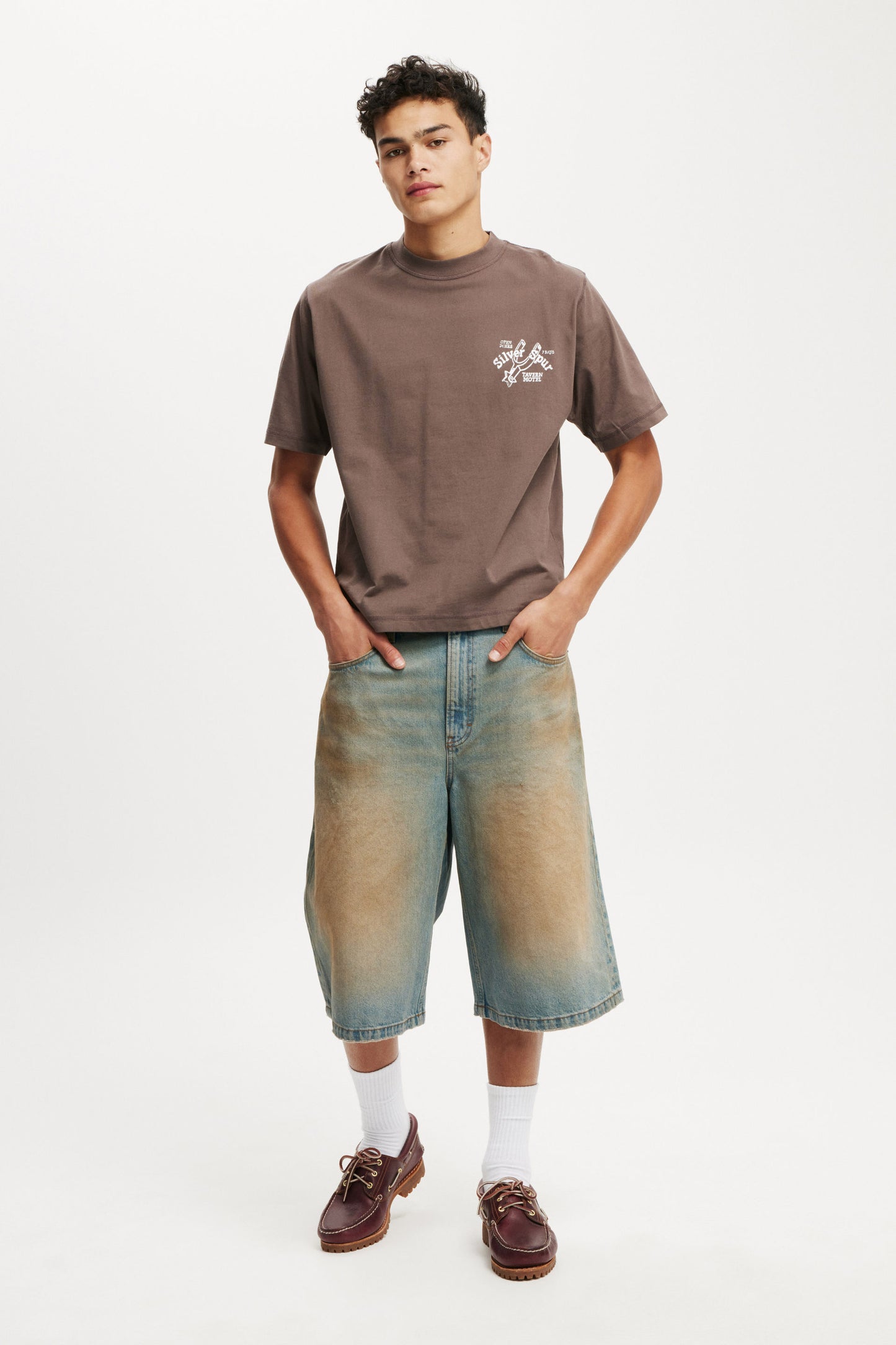 Cropped Fit Graphic T-Shirt