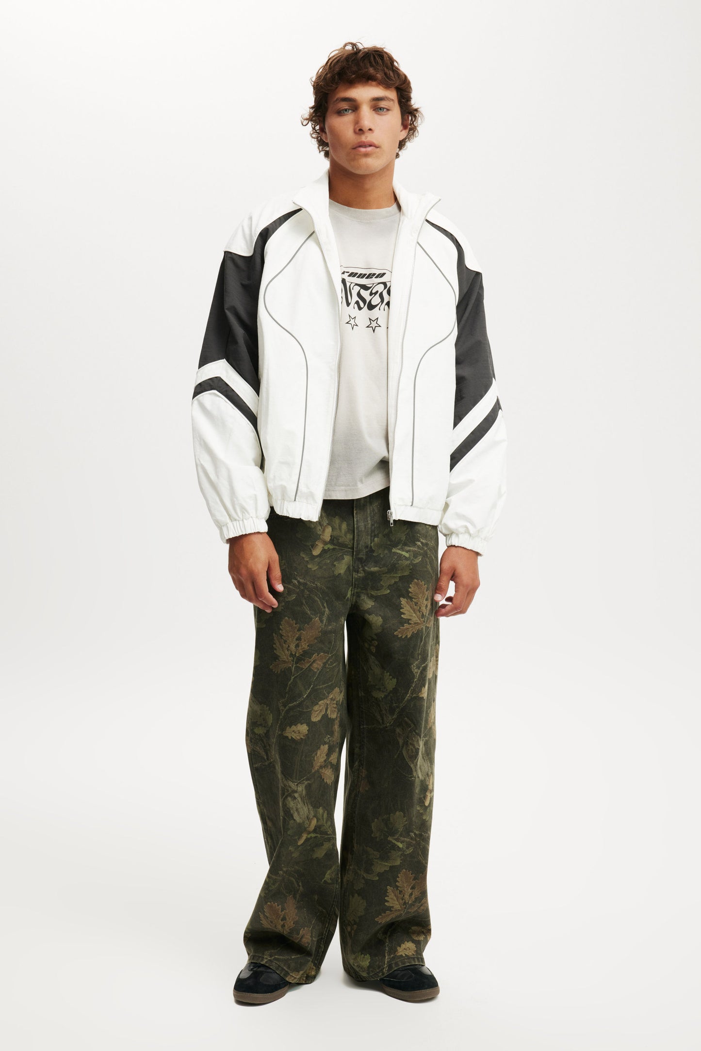 Cropped Fit Graphic T-Shirt