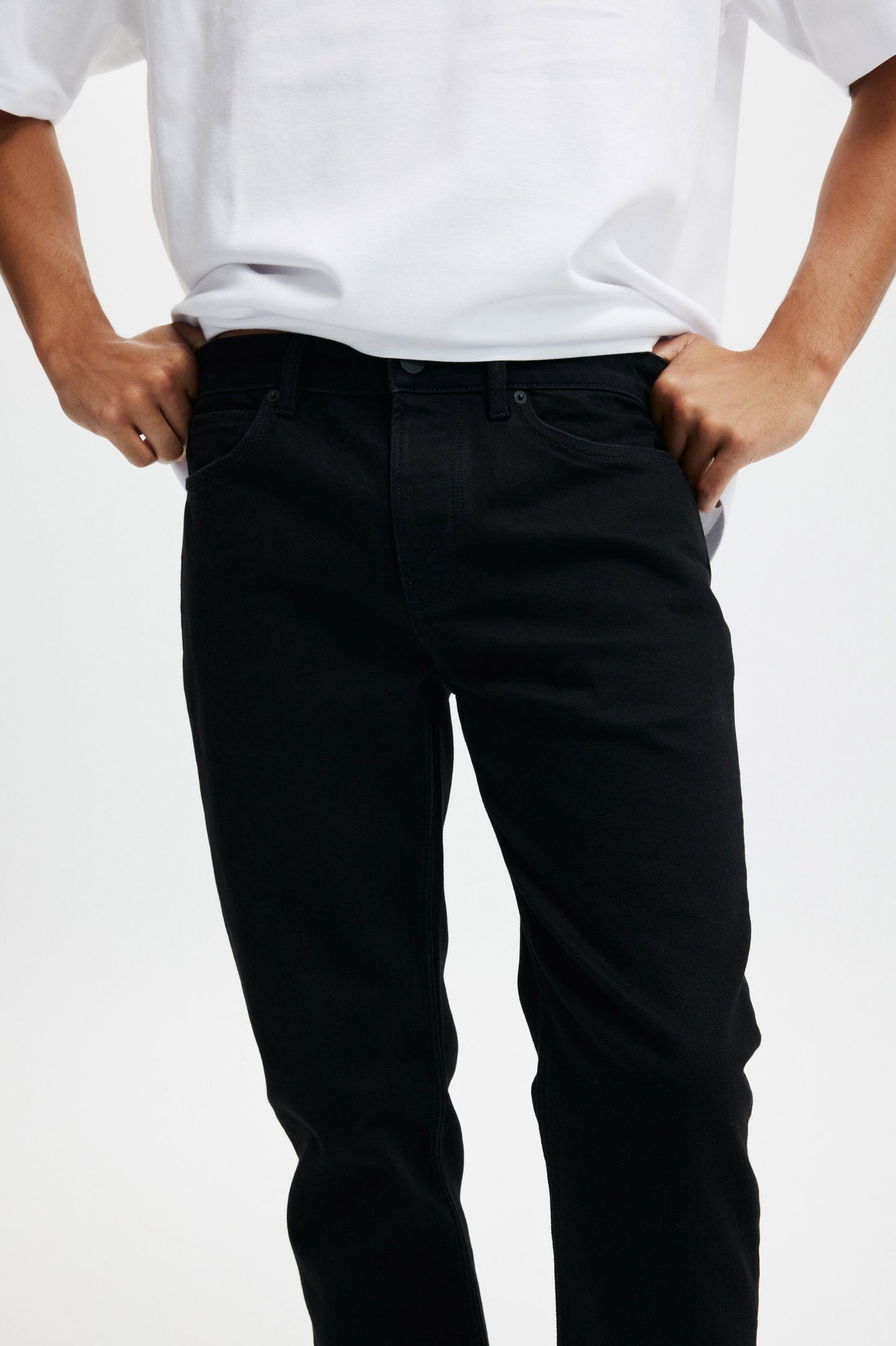 Regular Straight Jean