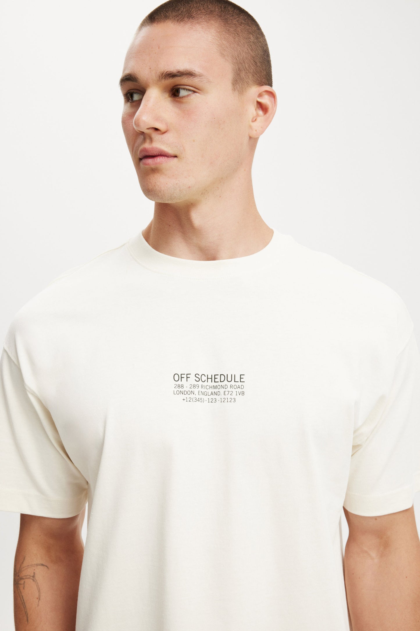 Box Fit Easy T-Shirt
