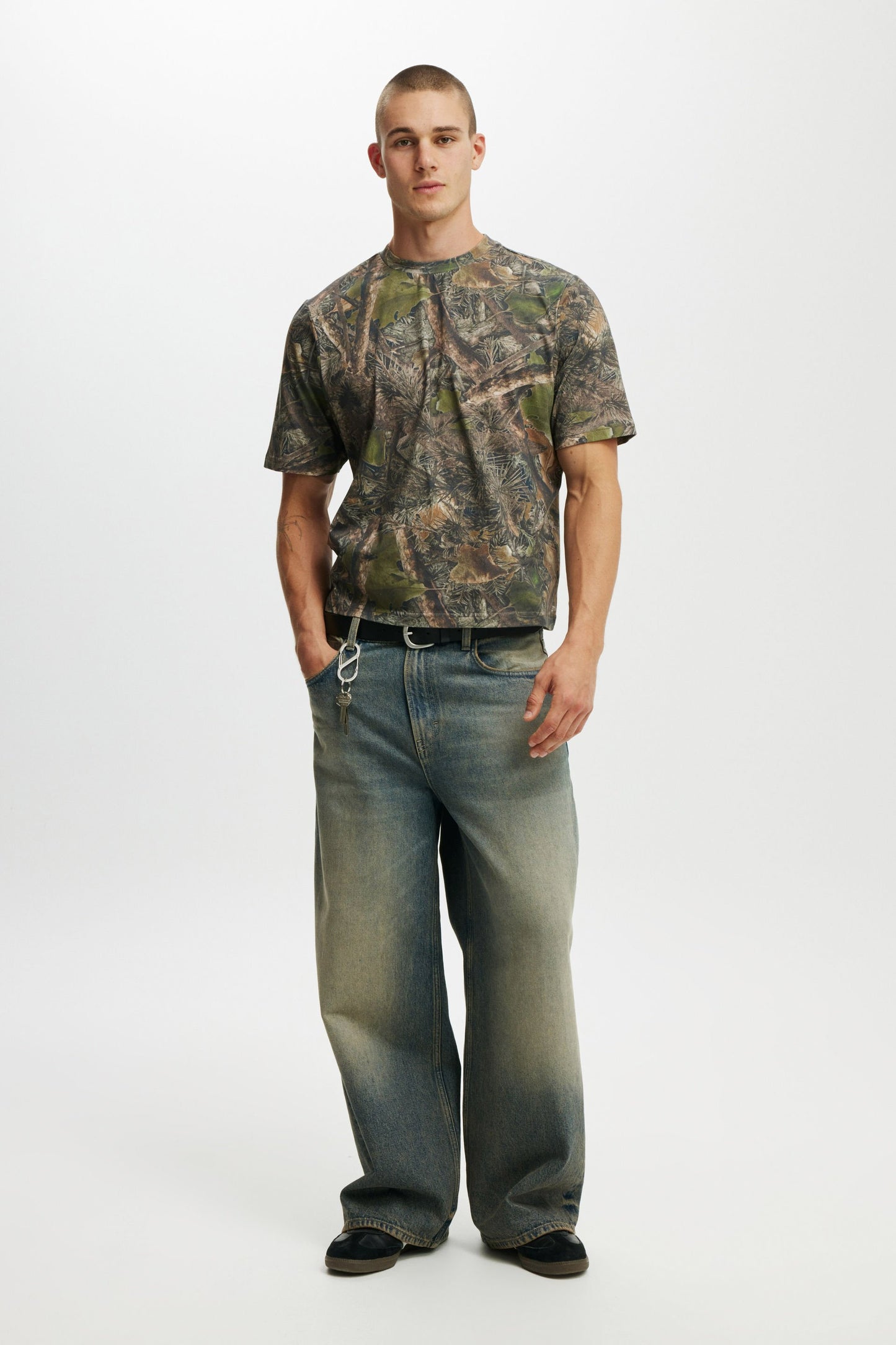 Cropped Fit T-Shirt