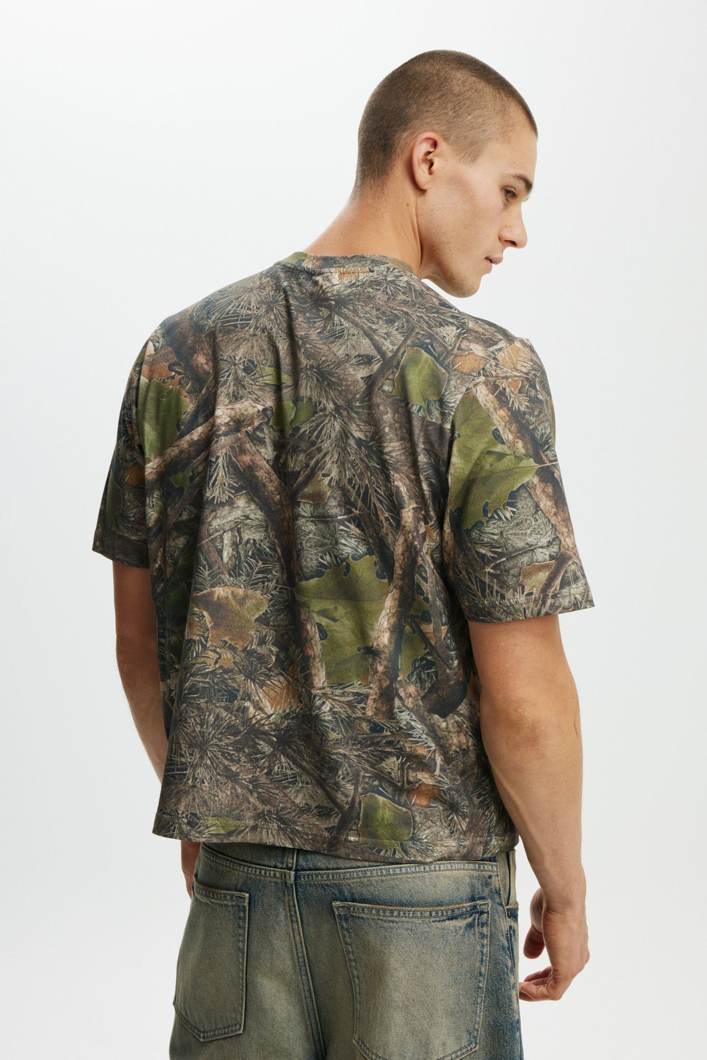 Cropped Fit T-Shirt