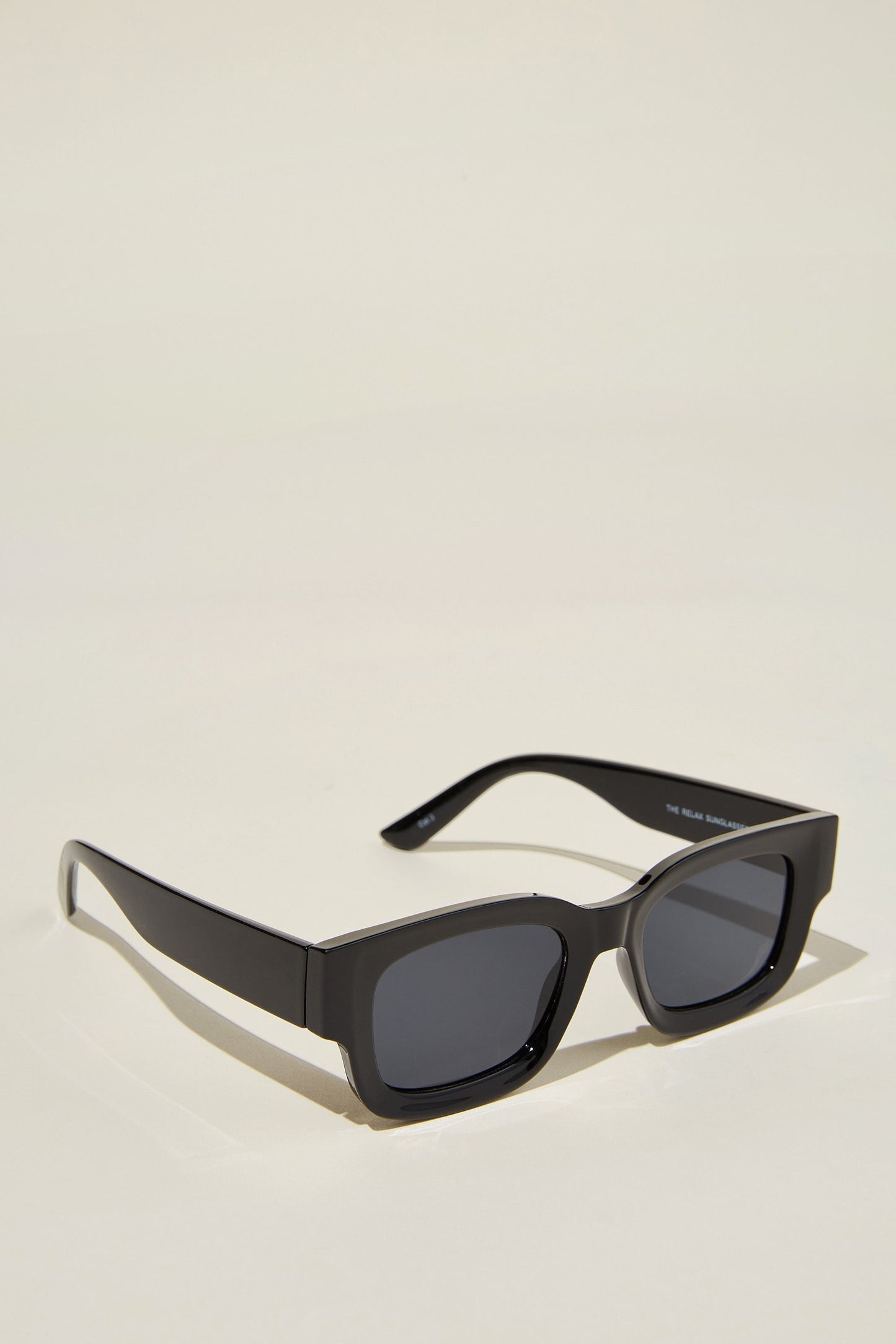 The Relax Sunglasses
