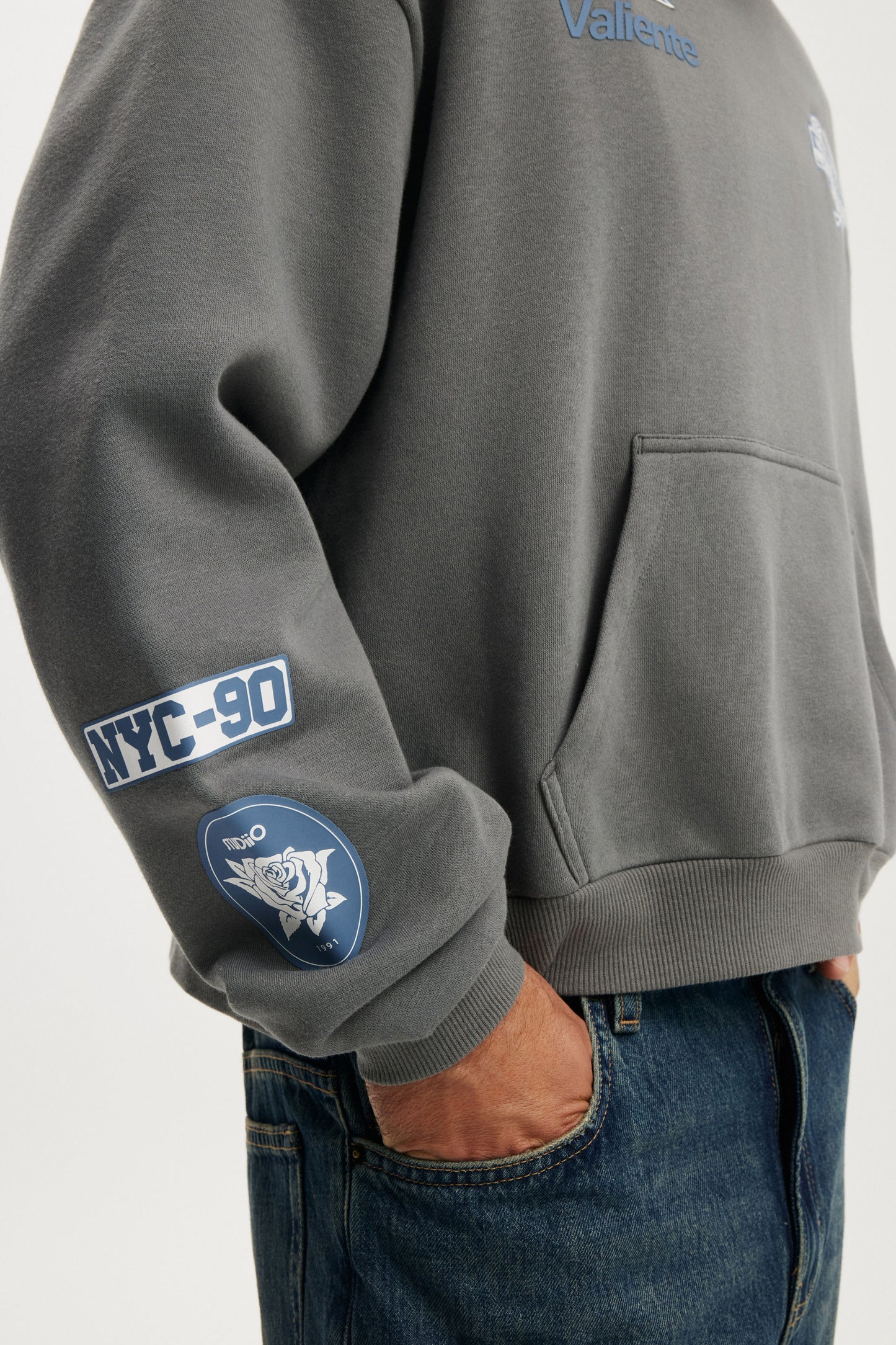 Cropped Fit Graphic Hoodie