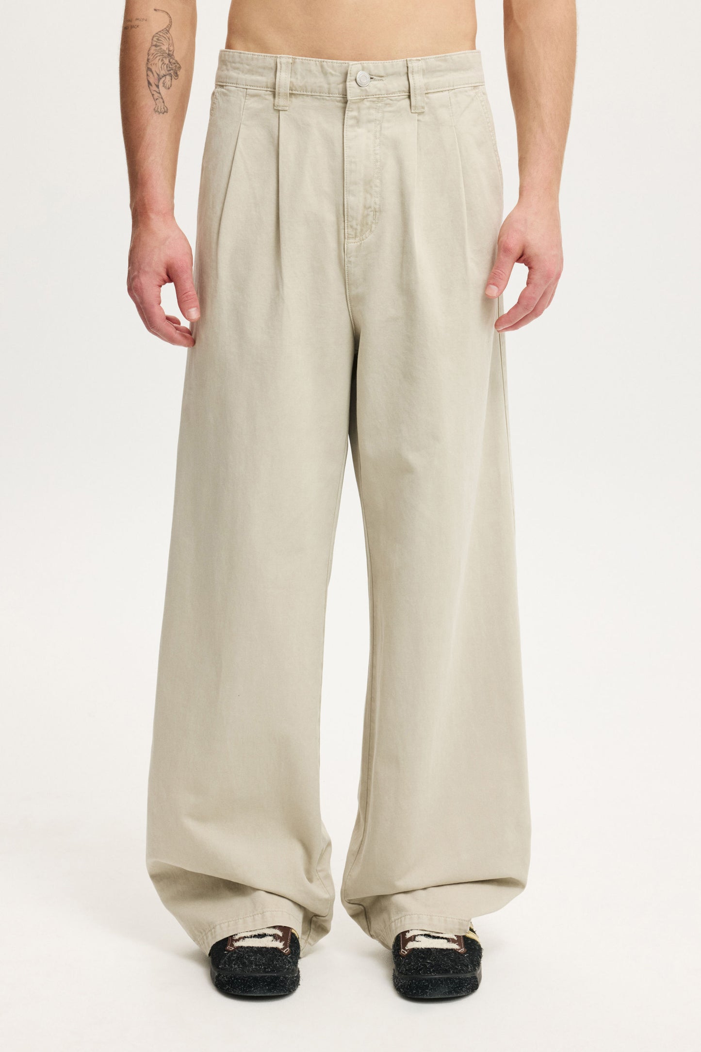 Super Baggy Pleated Pant